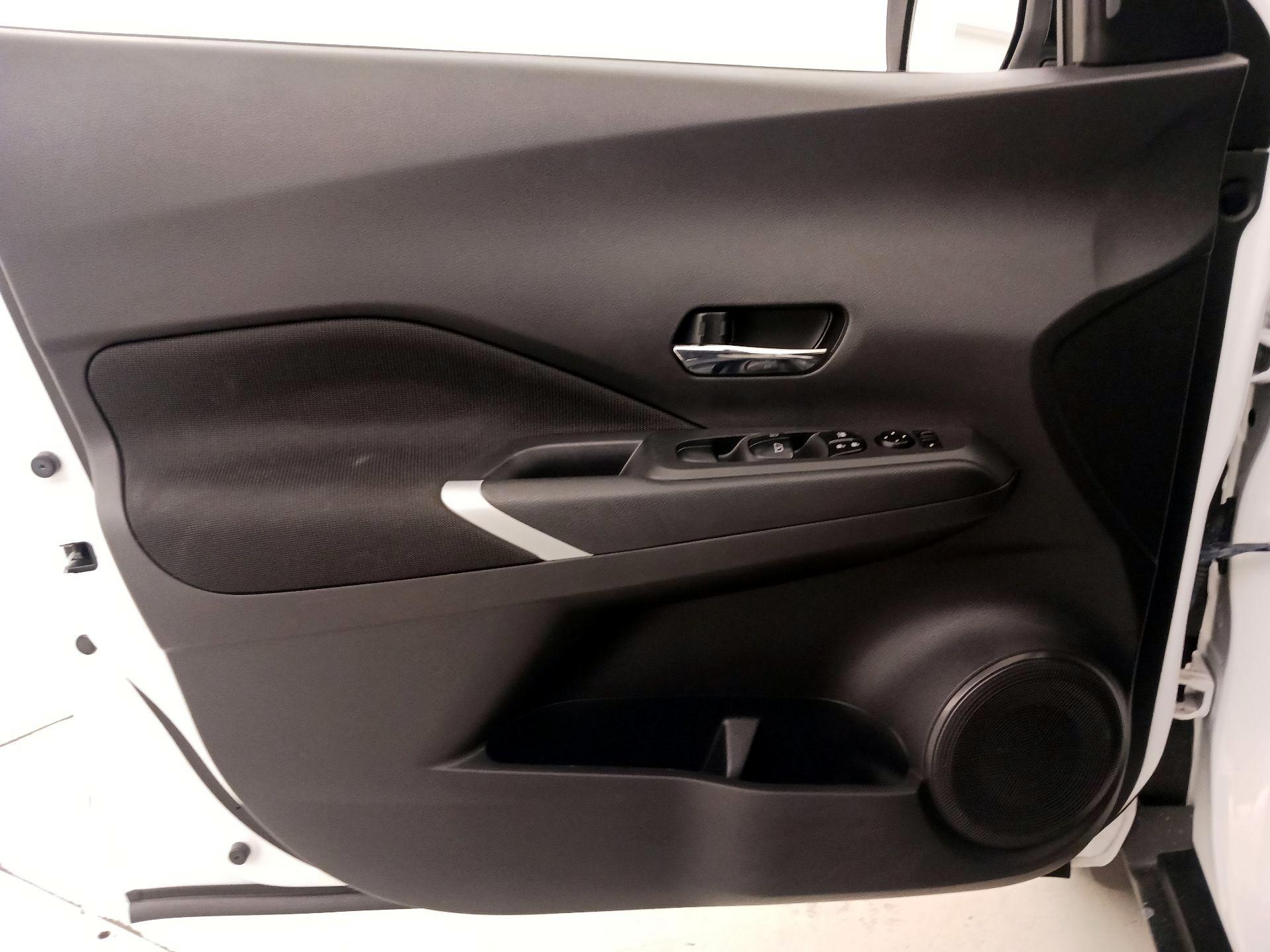 Thumbnail: 2023 Nissan Kicks - 12