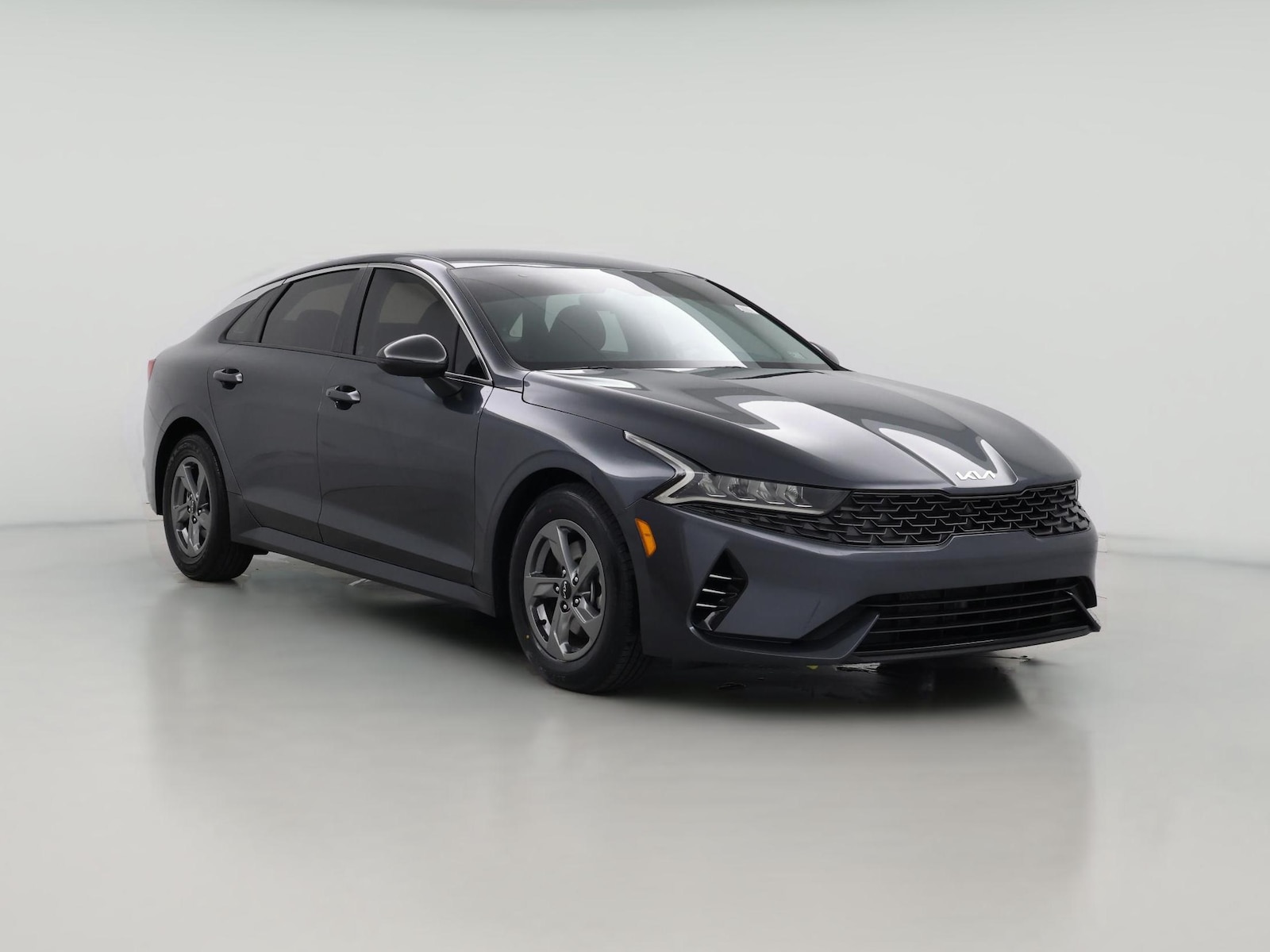 2022 Kia K5 LXS - Photo 1