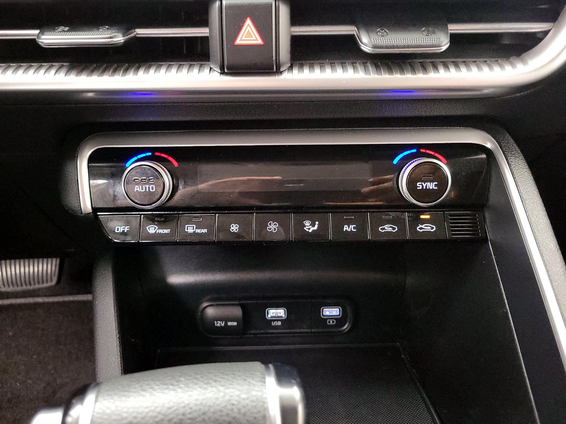 Thumbnail: 2022 Kia K5 - 16
