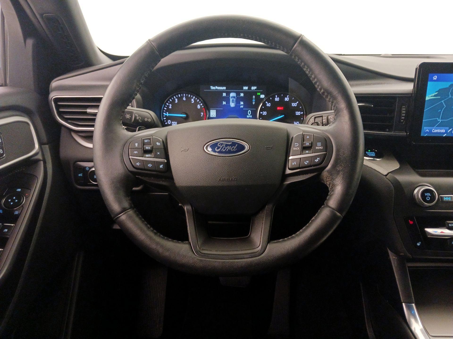 Thumbnail: 2020 Ford Explorer - 10