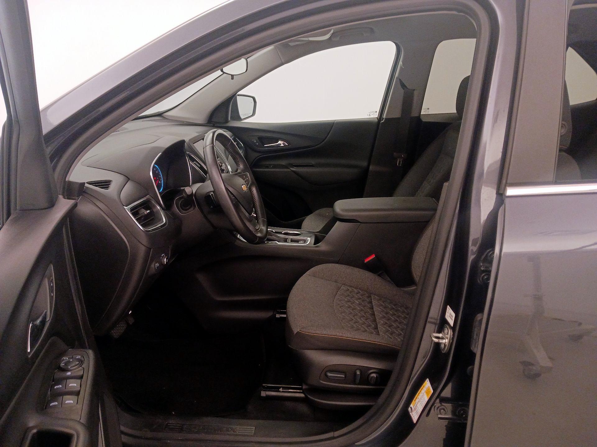 Thumbnail: 2022 Chevrolet Equinox - 11