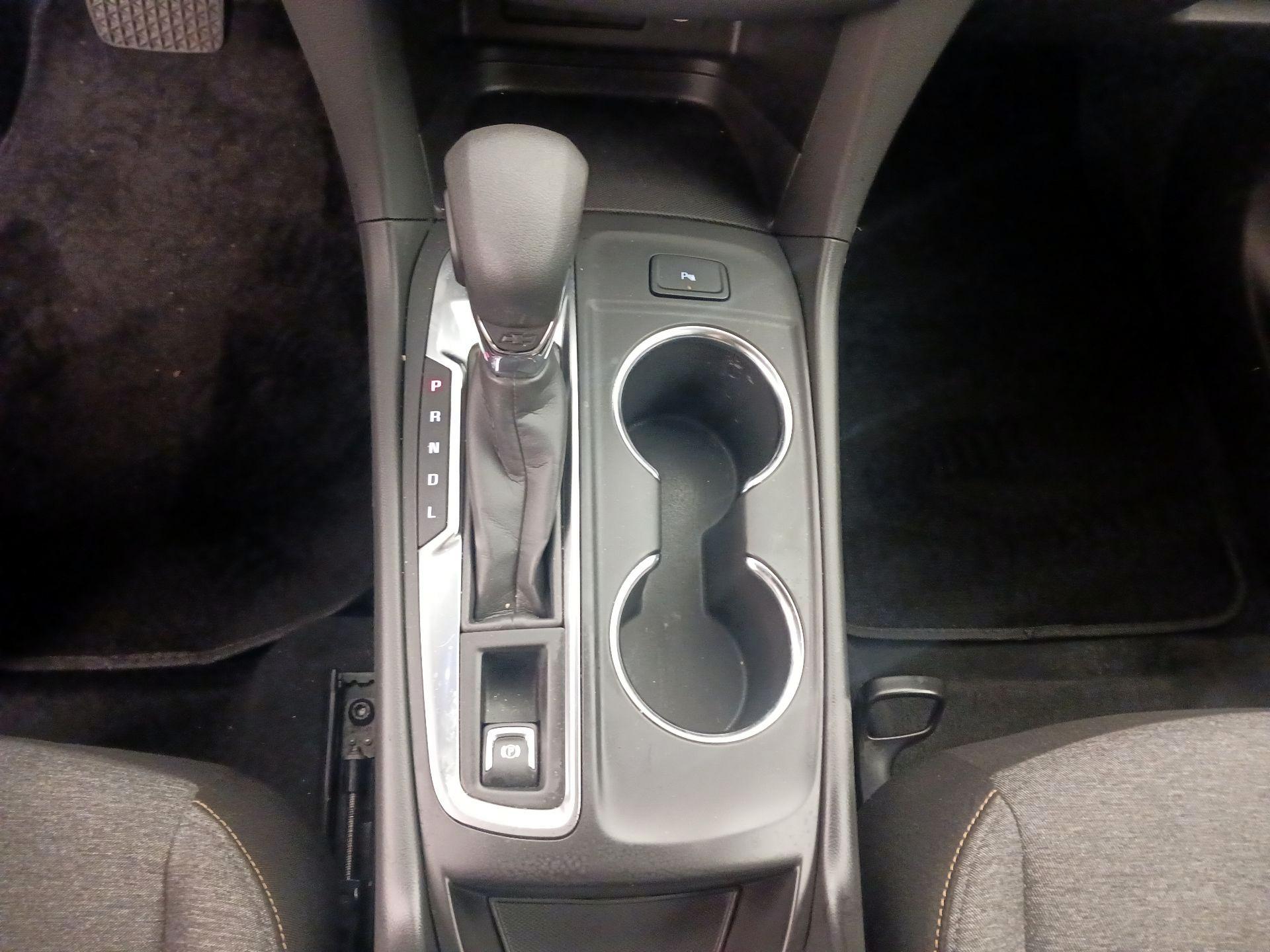 Thumbnail: 2022 Chevrolet Equinox - 17