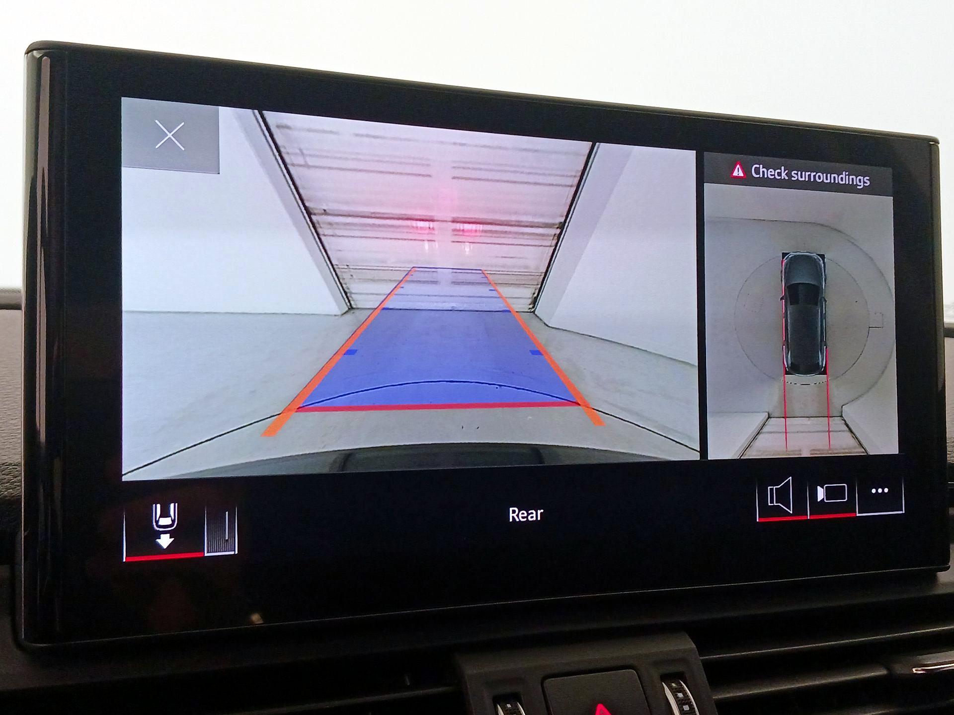 Thumbnail: 2023 Audi Q5 - 15