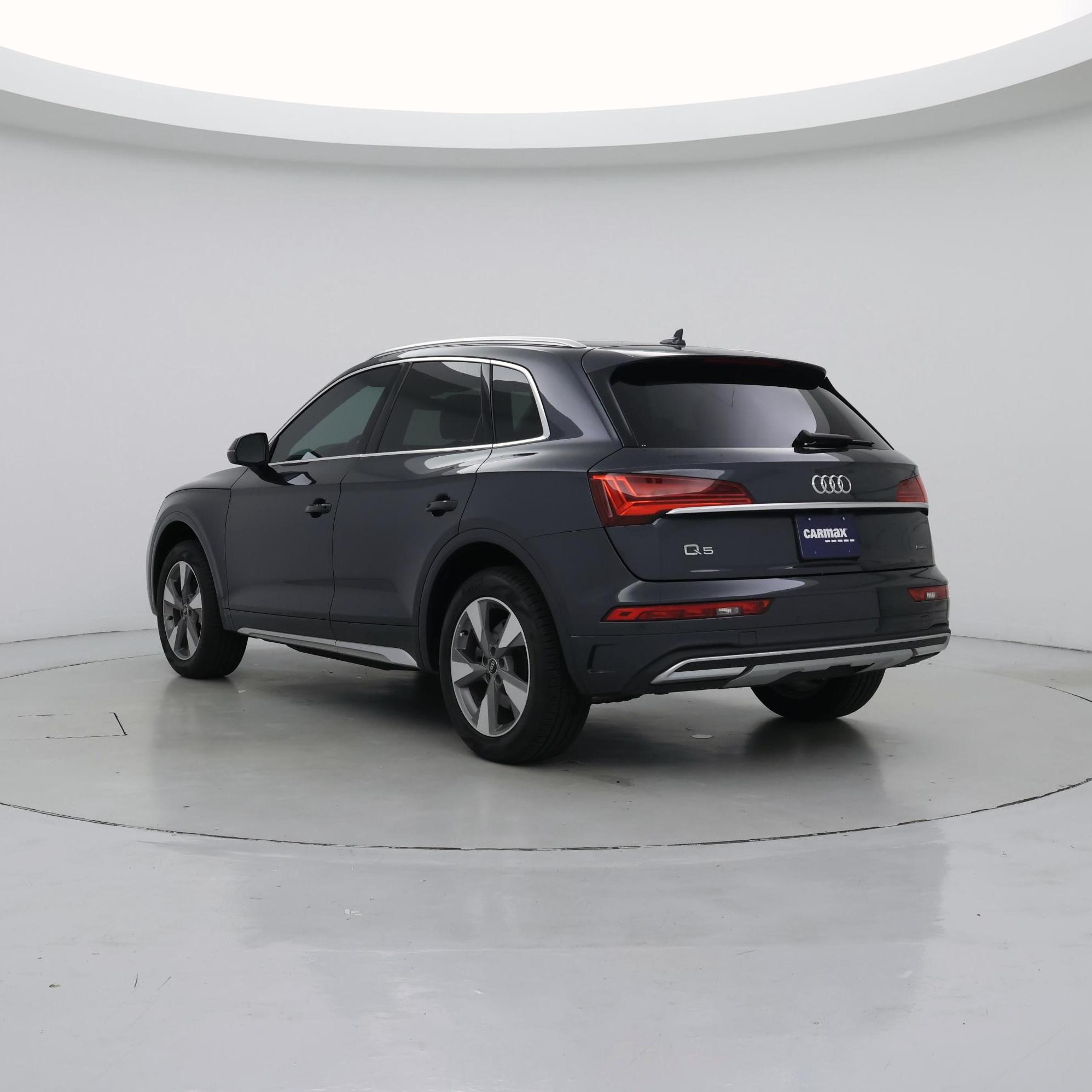 Thumbnail: 2023 Audi Q5 - 2