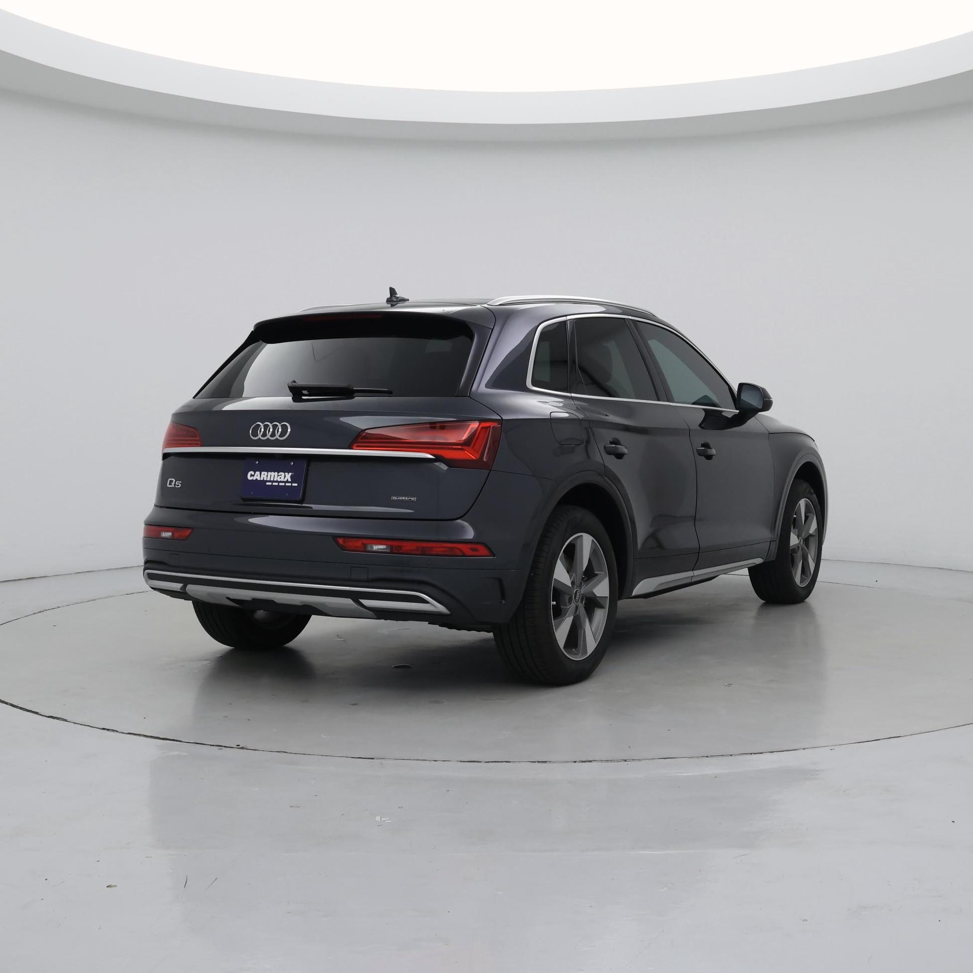 Thumbnail: 2023 Audi Q5 - 8
