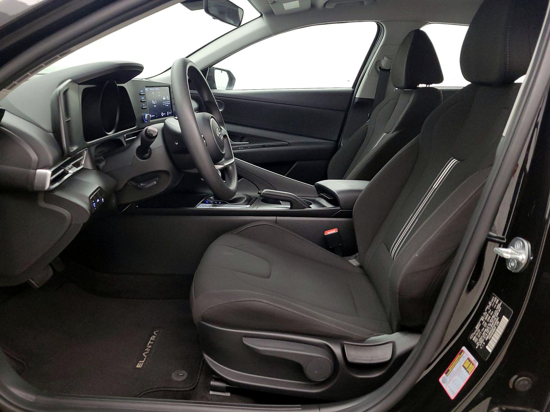 Thumbnail: 2023 Hyundai Elantra - 11