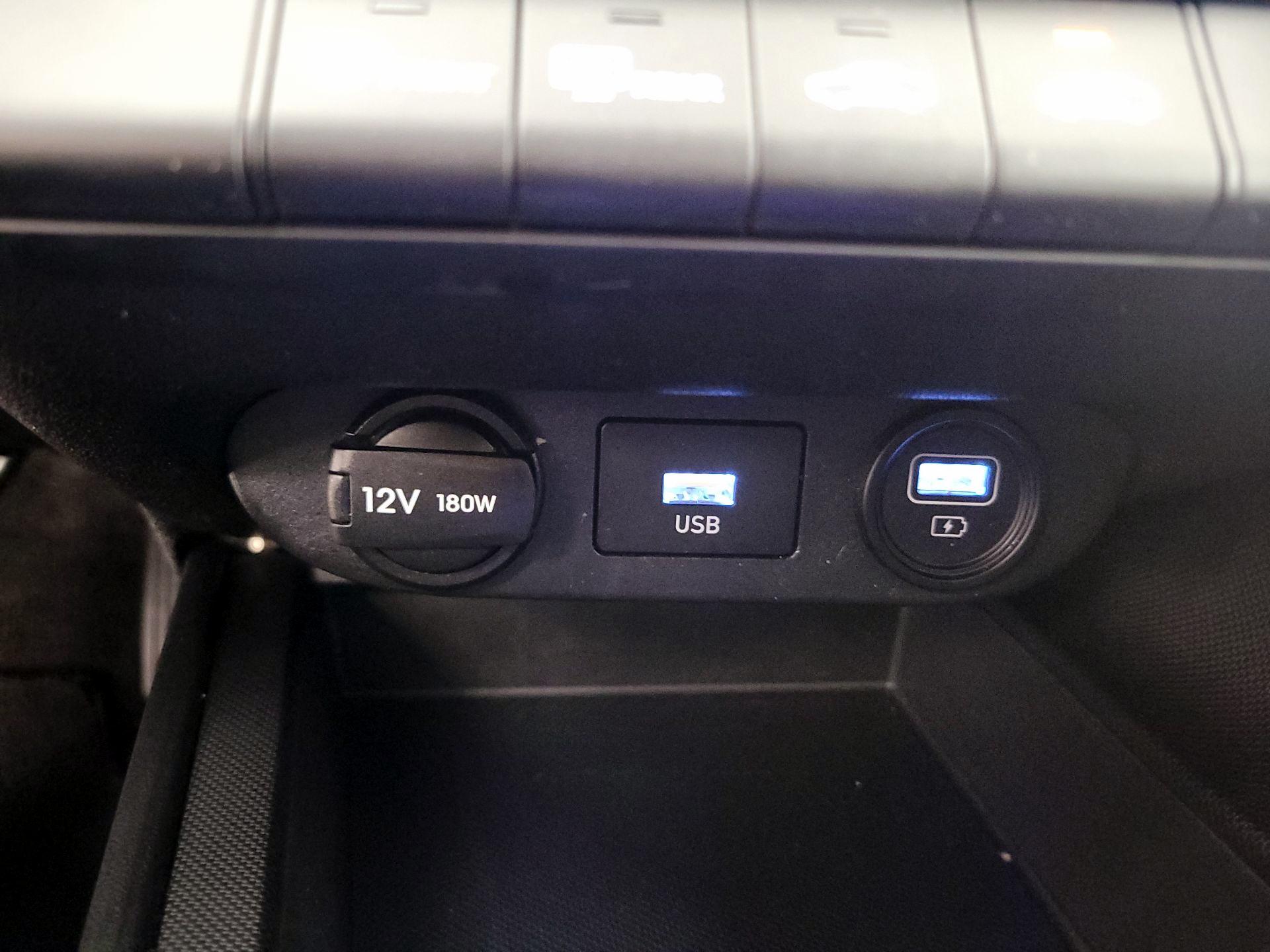 Thumbnail: 2023 Hyundai Elantra - 18