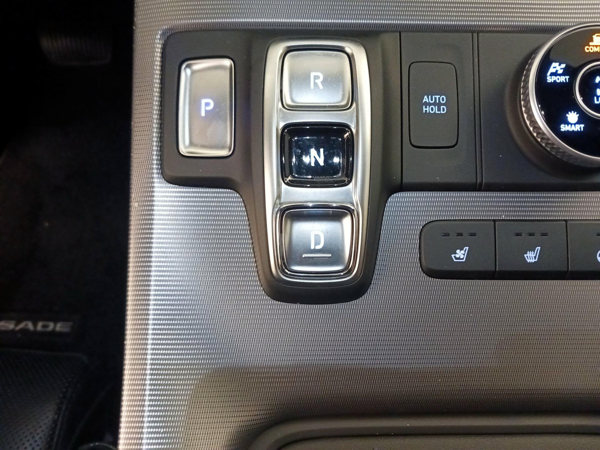 Thumbnail: 2023 Hyundai Palisade - 18