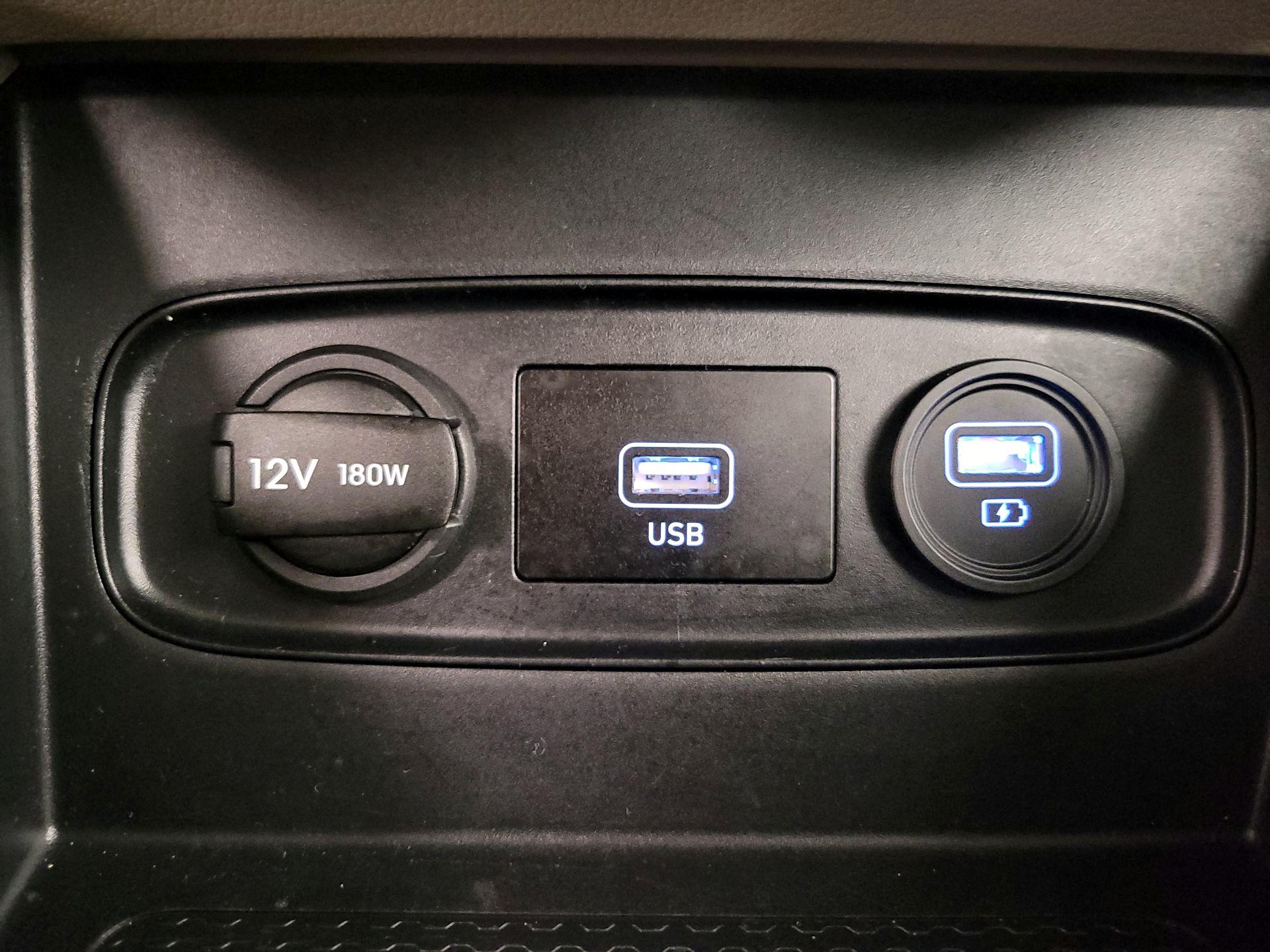 Thumbnail: 2020 Hyundai Venue - 18