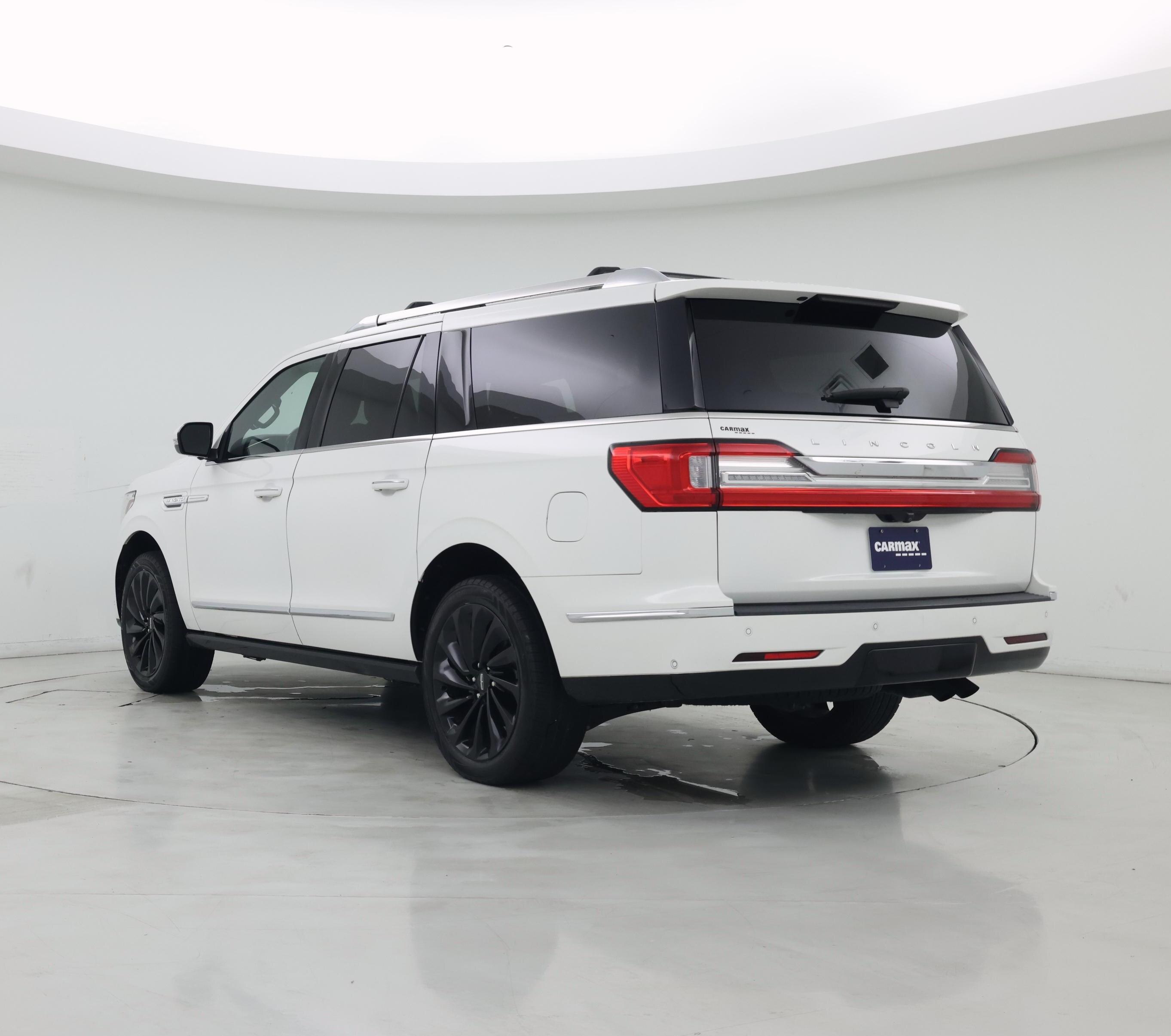 Thumbnail: 2020 Lincoln Navigator L - 2