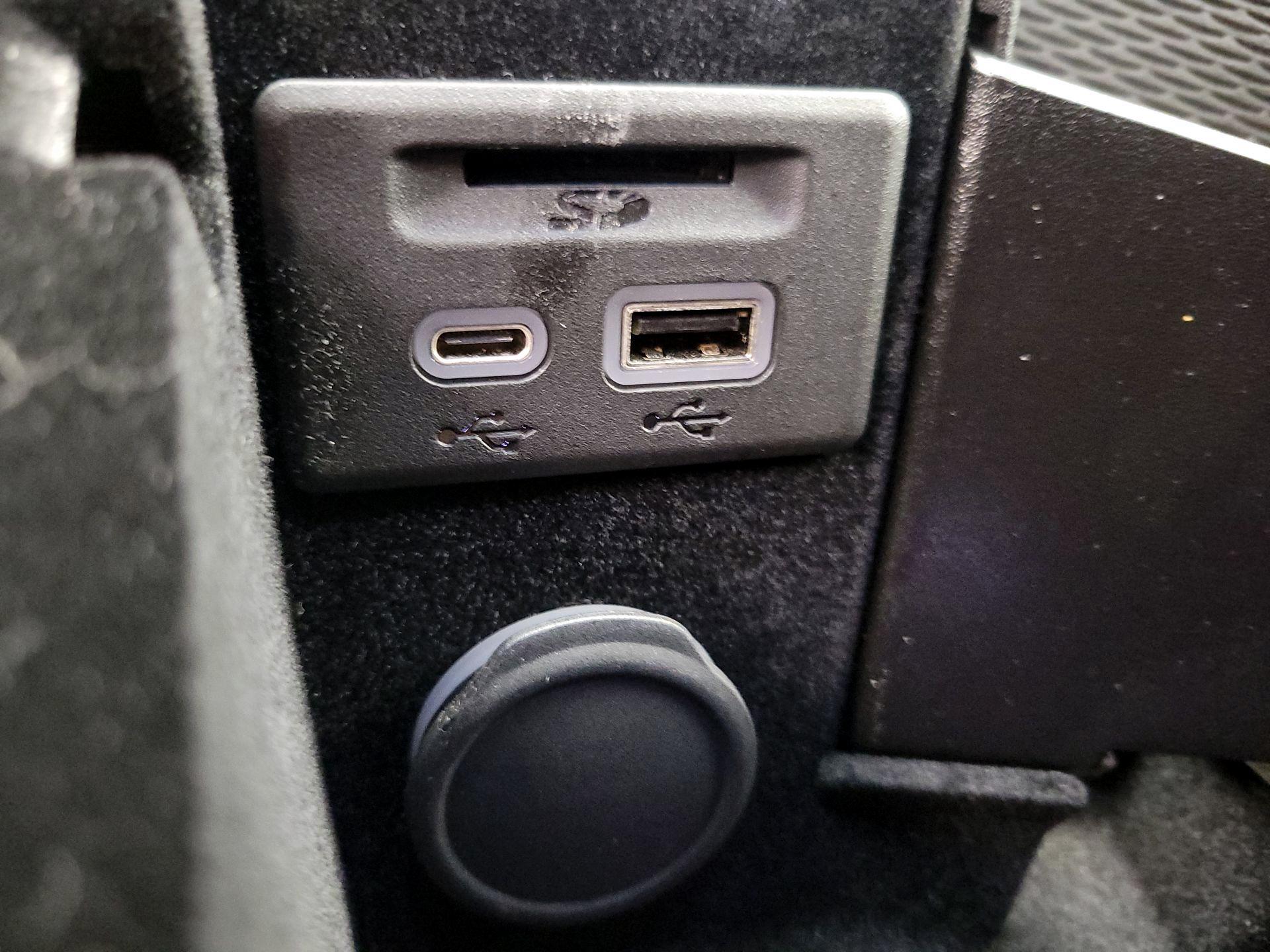 Thumbnail: 2021 Cadillac CT5 - 18