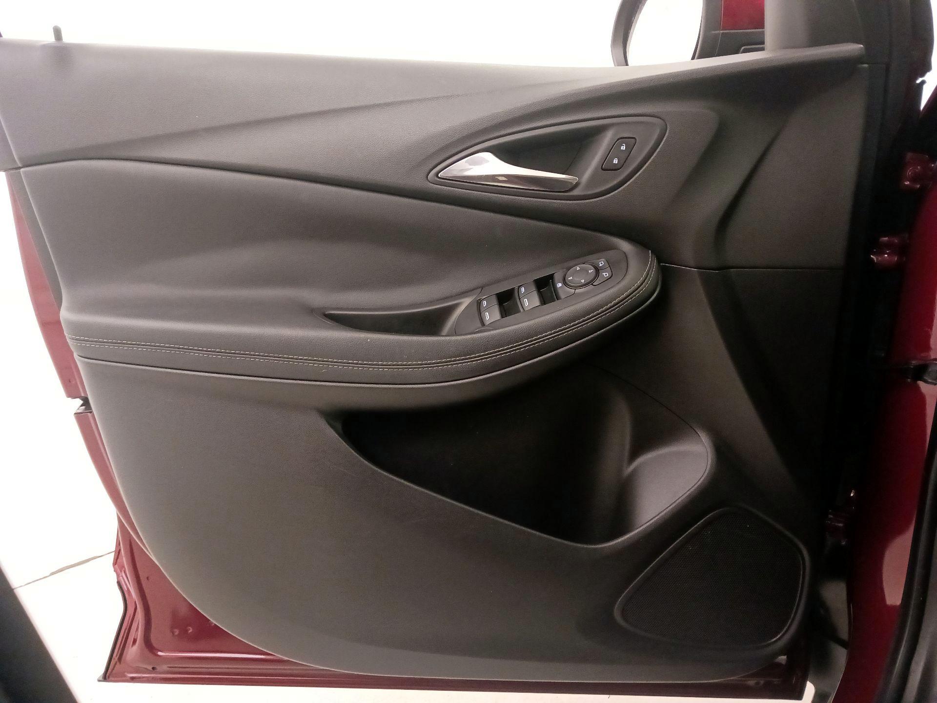 Thumbnail: 2023 Buick Encore GX - 12