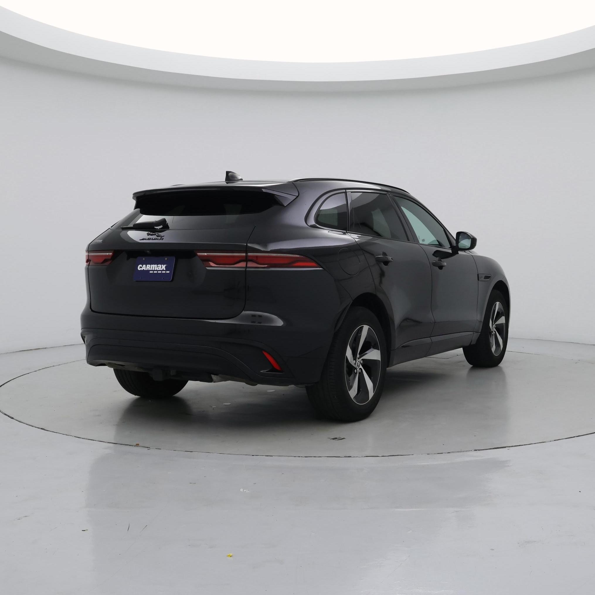 Thumbnail: 2024 Jaguar F-Pace - 8