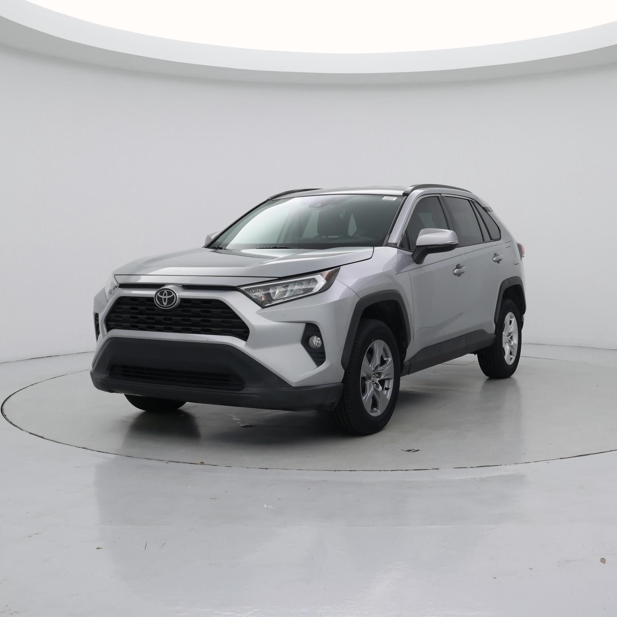 Thumbnail: 2021 Toyota RAV4 - 4