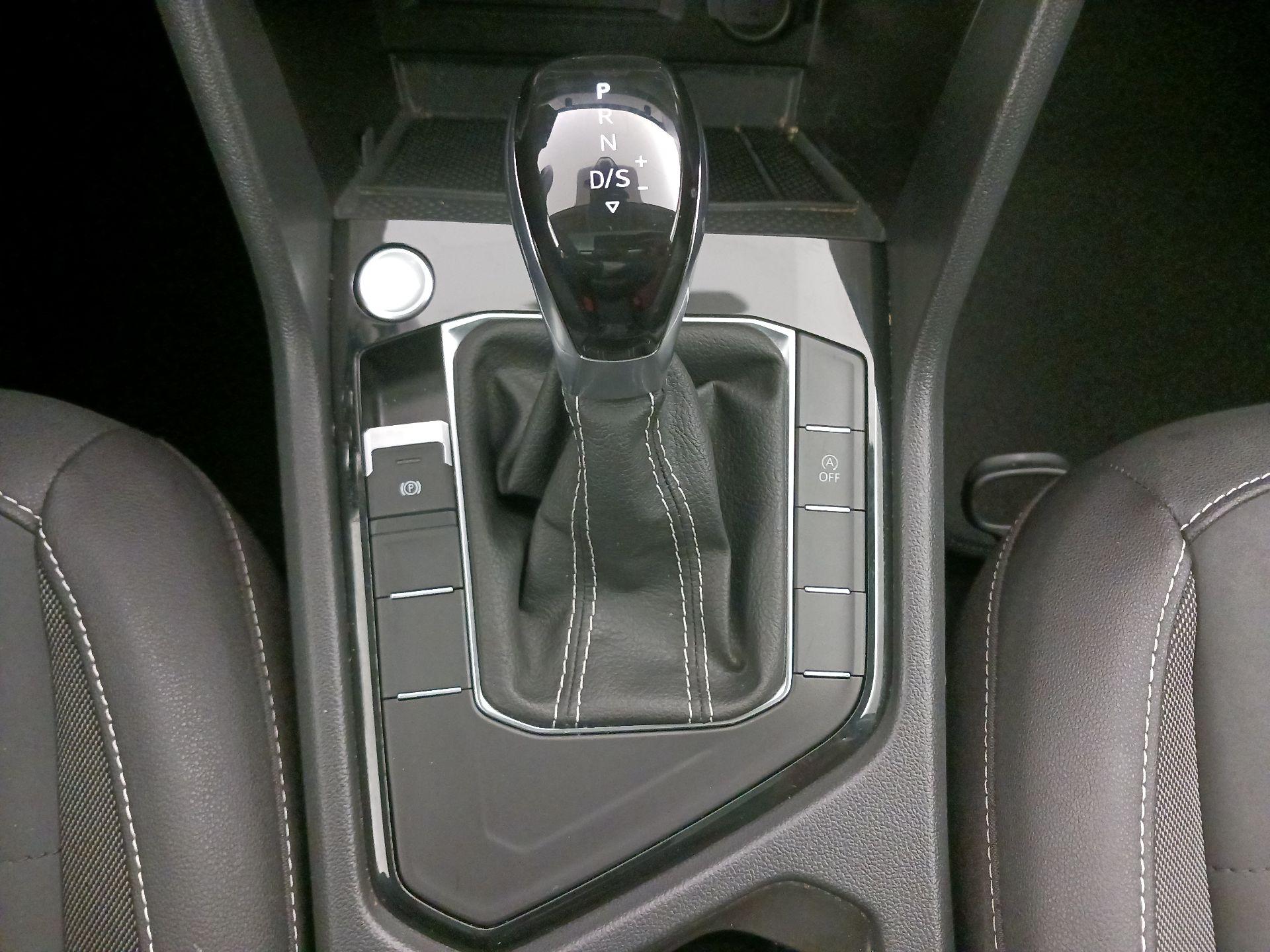 Thumbnail: 2024 Volkswagen Taos - 17