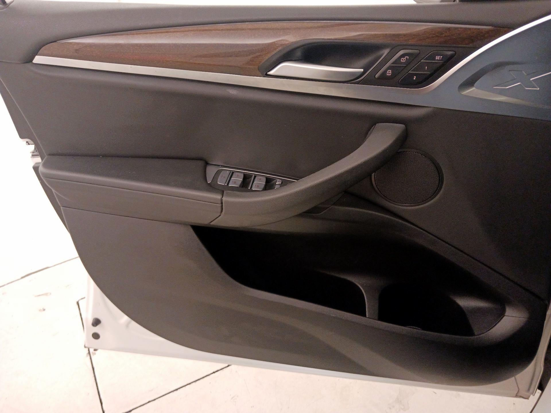 Thumbnail: 2022 BMW X3 - 12