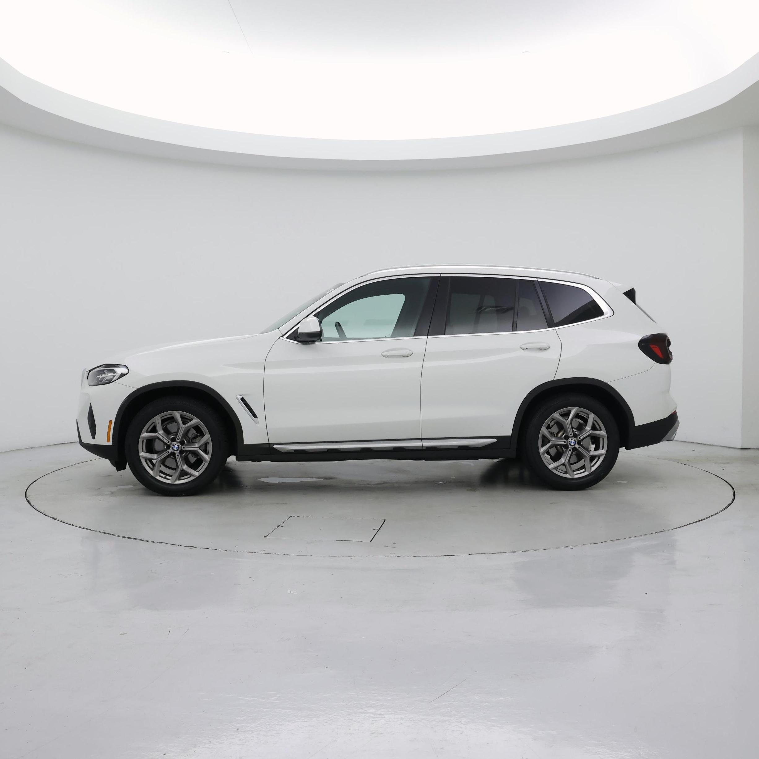 Thumbnail: 2022 BMW X3 - 3