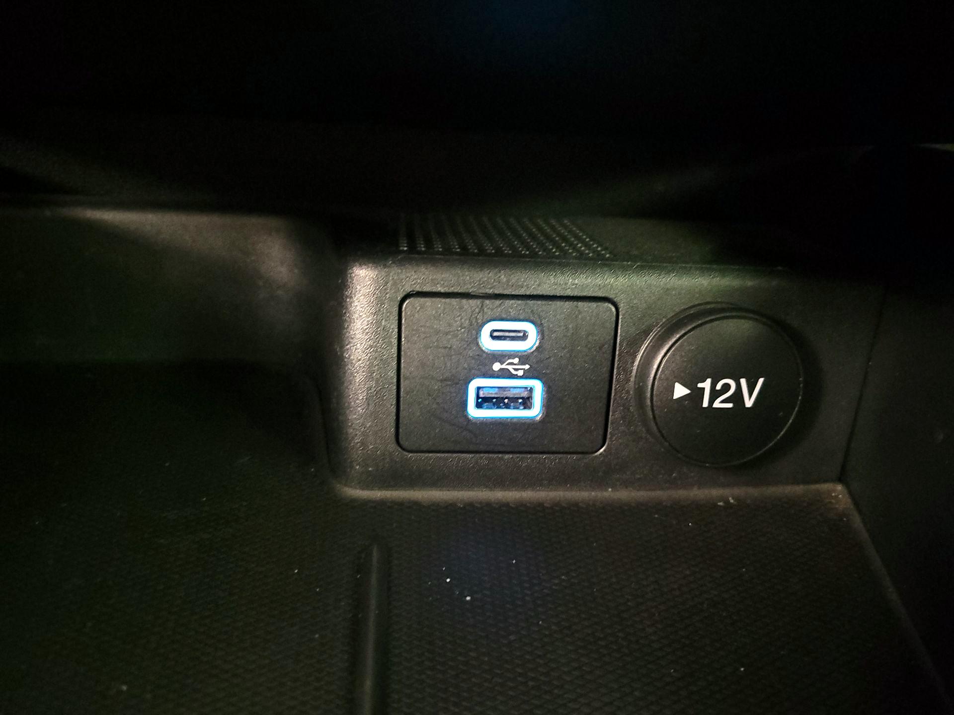 Thumbnail: 2022 Ford Escape - 18