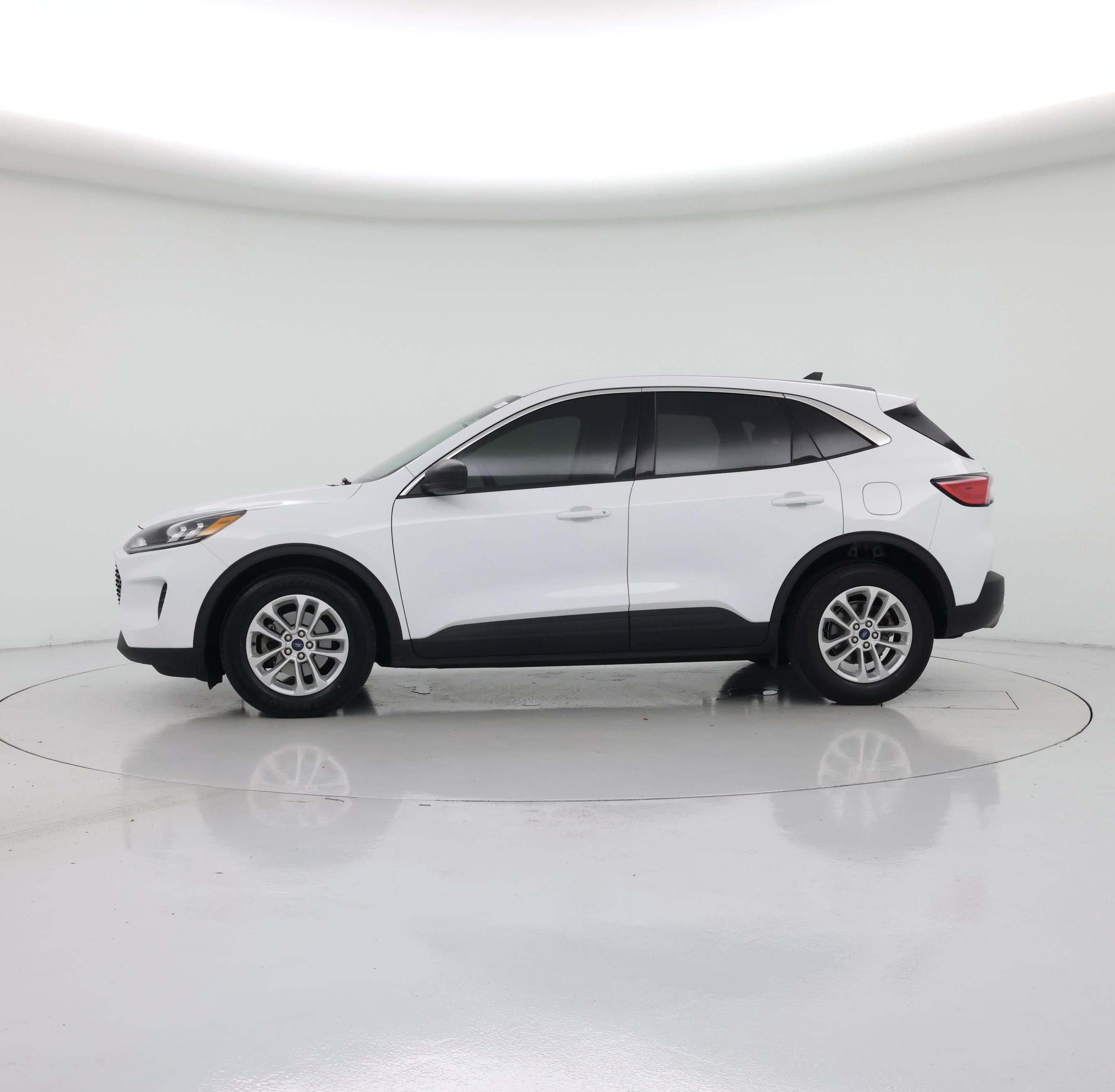 Thumbnail: 2022 Ford Escape - 3