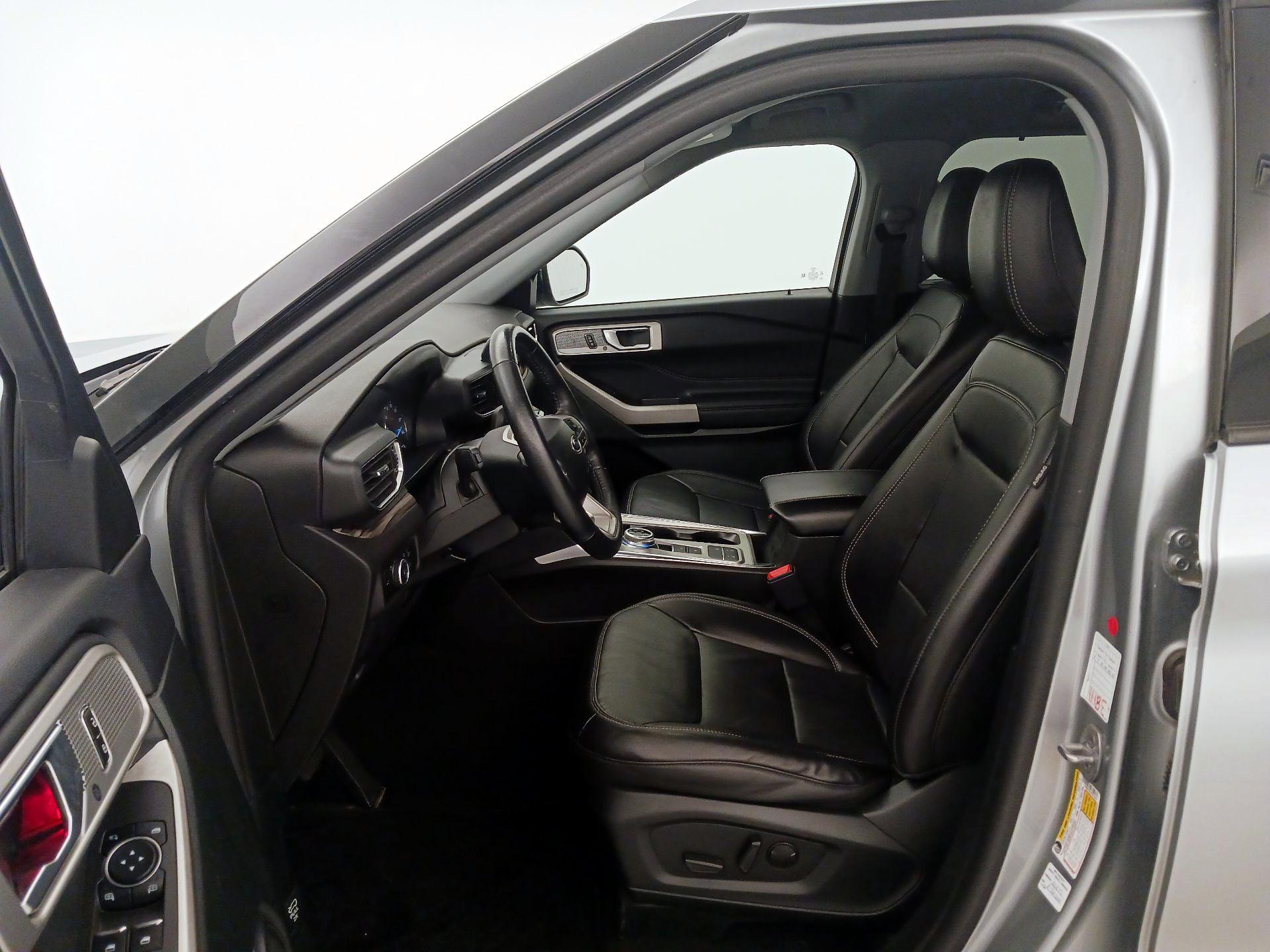 Thumbnail: 2023 Ford Explorer - 11
