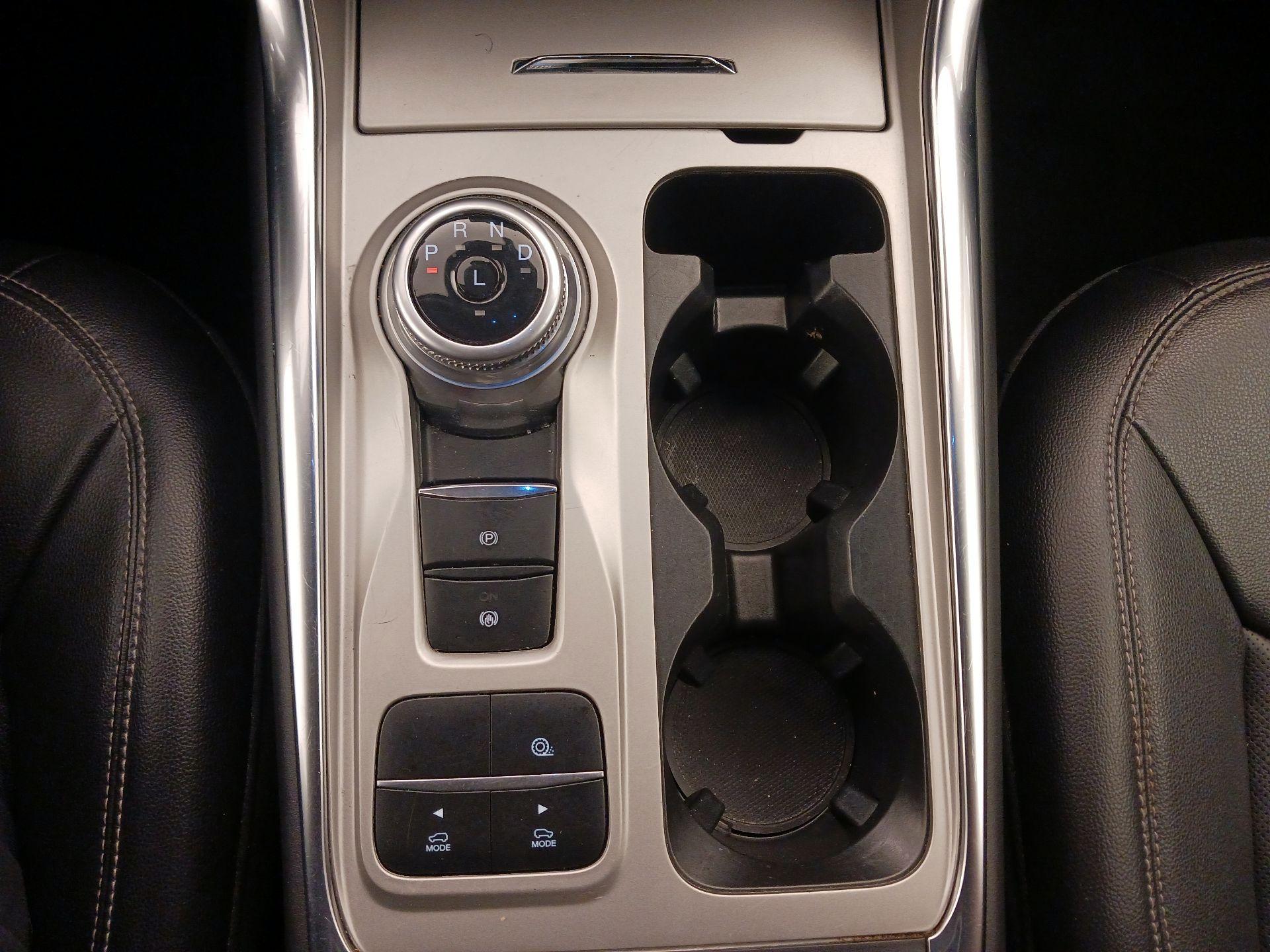Thumbnail: 2023 Ford Explorer - 18