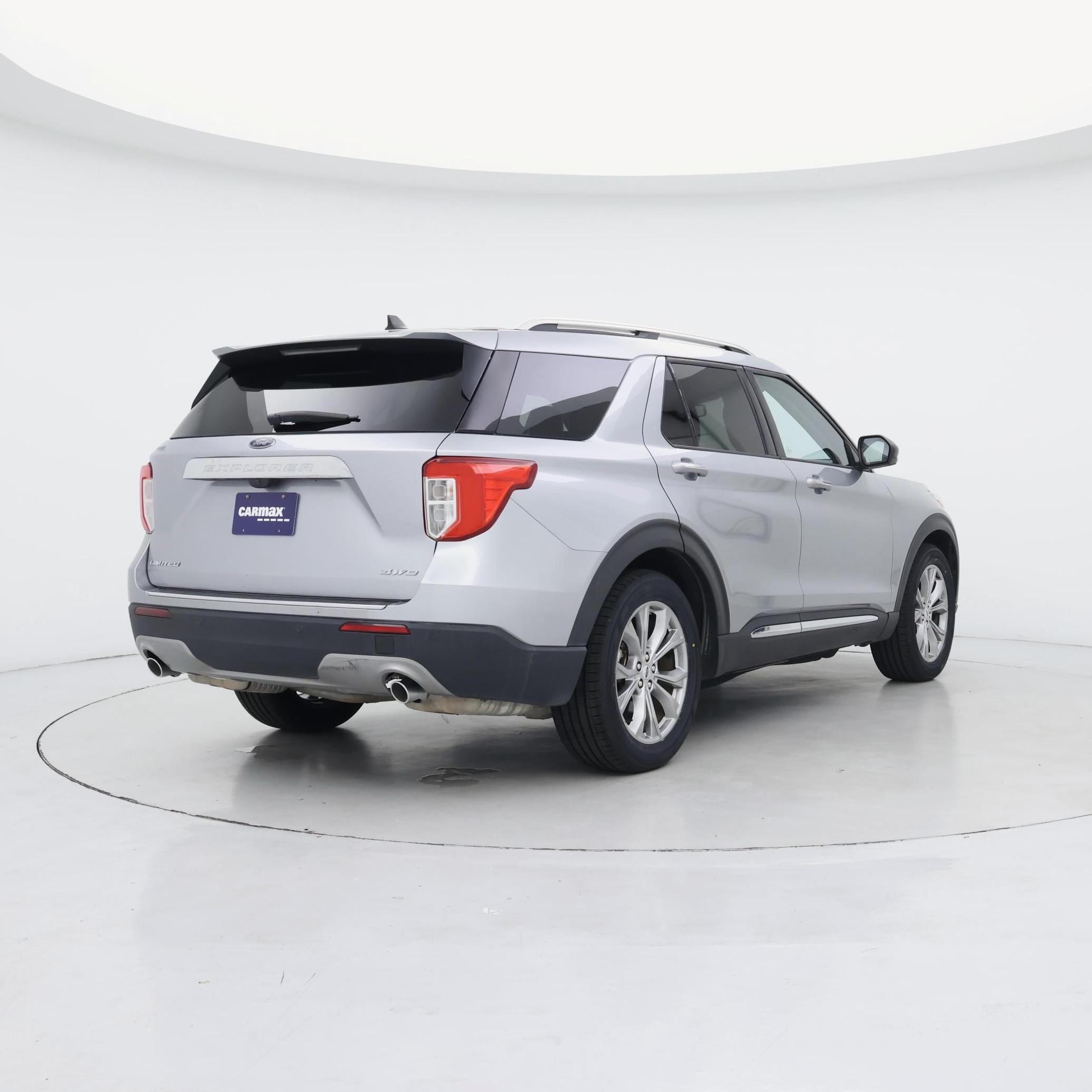 Thumbnail: 2023 Ford Explorer - 8