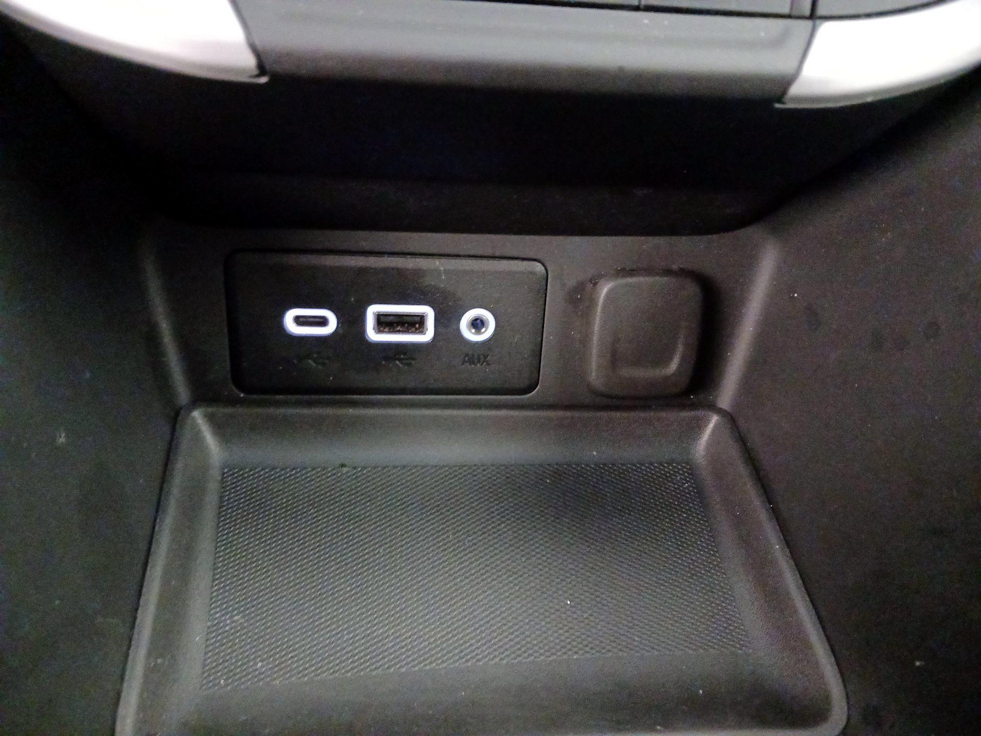 Thumbnail: 2022 GMC Terrain - 18