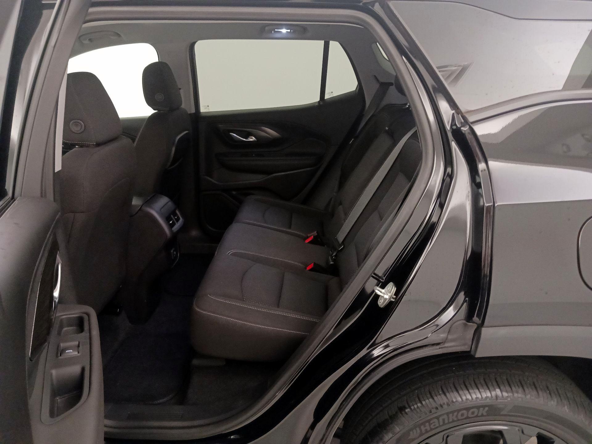 Thumbnail: 2022 GMC Terrain - 19