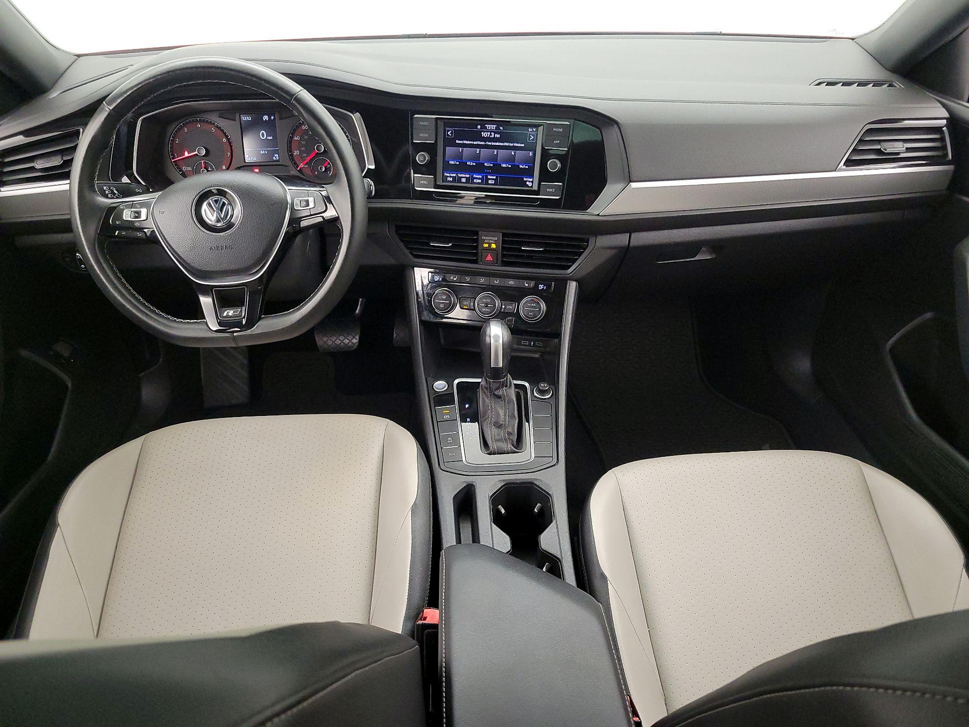 Thumbnail: 2021 Volkswagen Jetta - 9