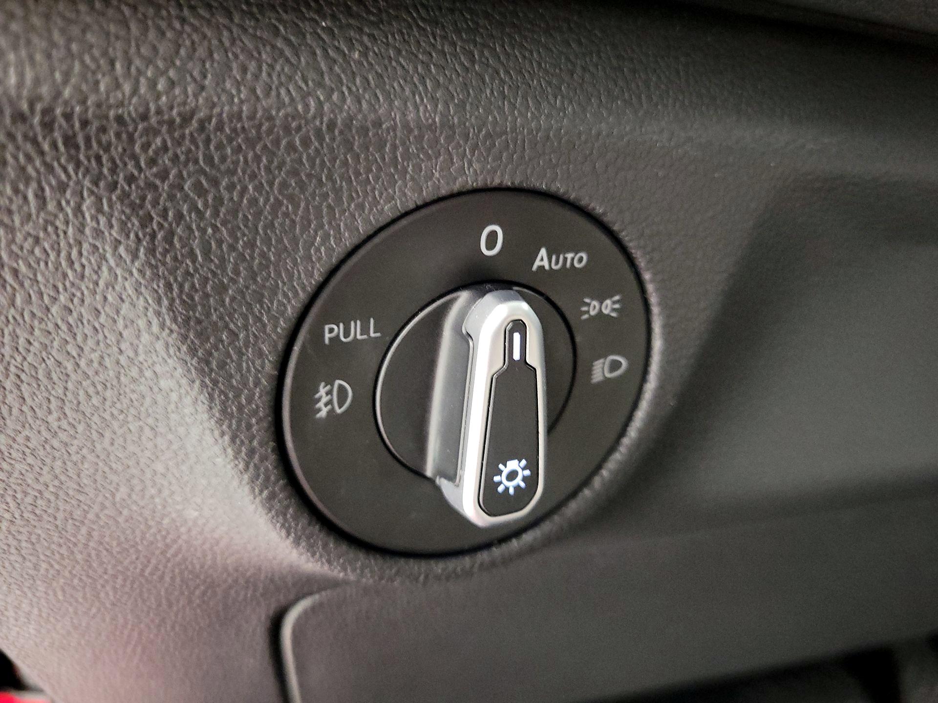 Thumbnail: 2021 Volkswagen Jetta - 13