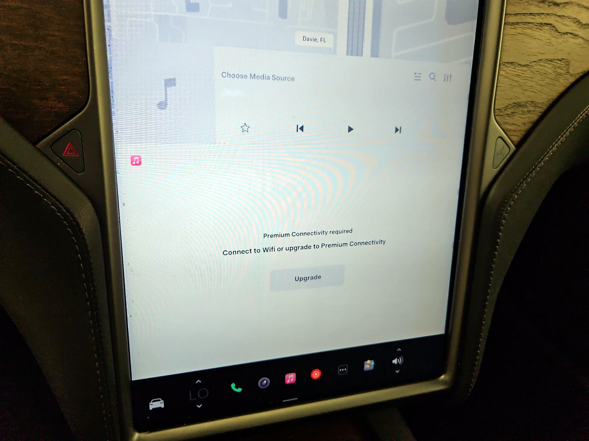 Thumbnail: 2020 Tesla Model X - 15