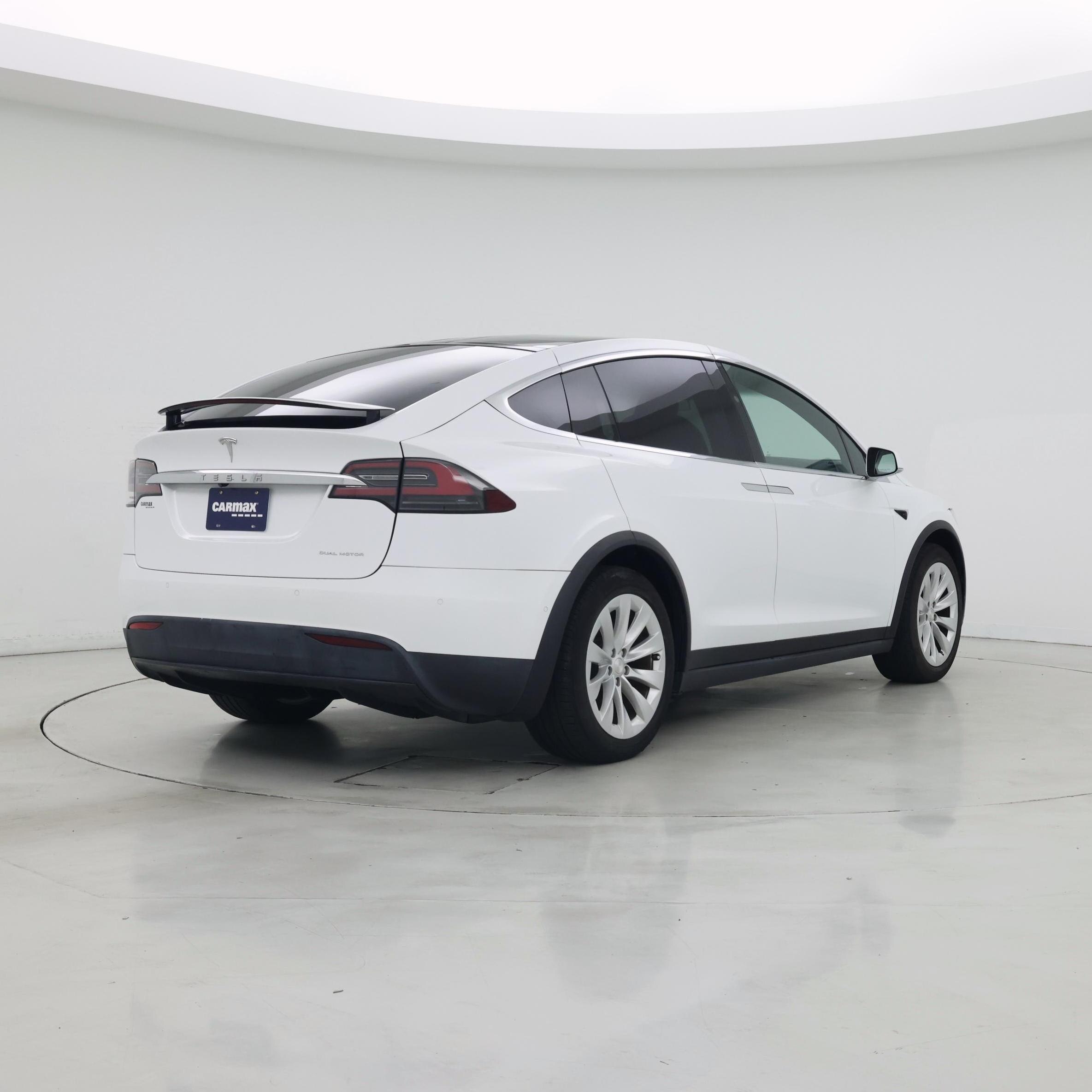 Thumbnail: 2020 Tesla Model X - 8