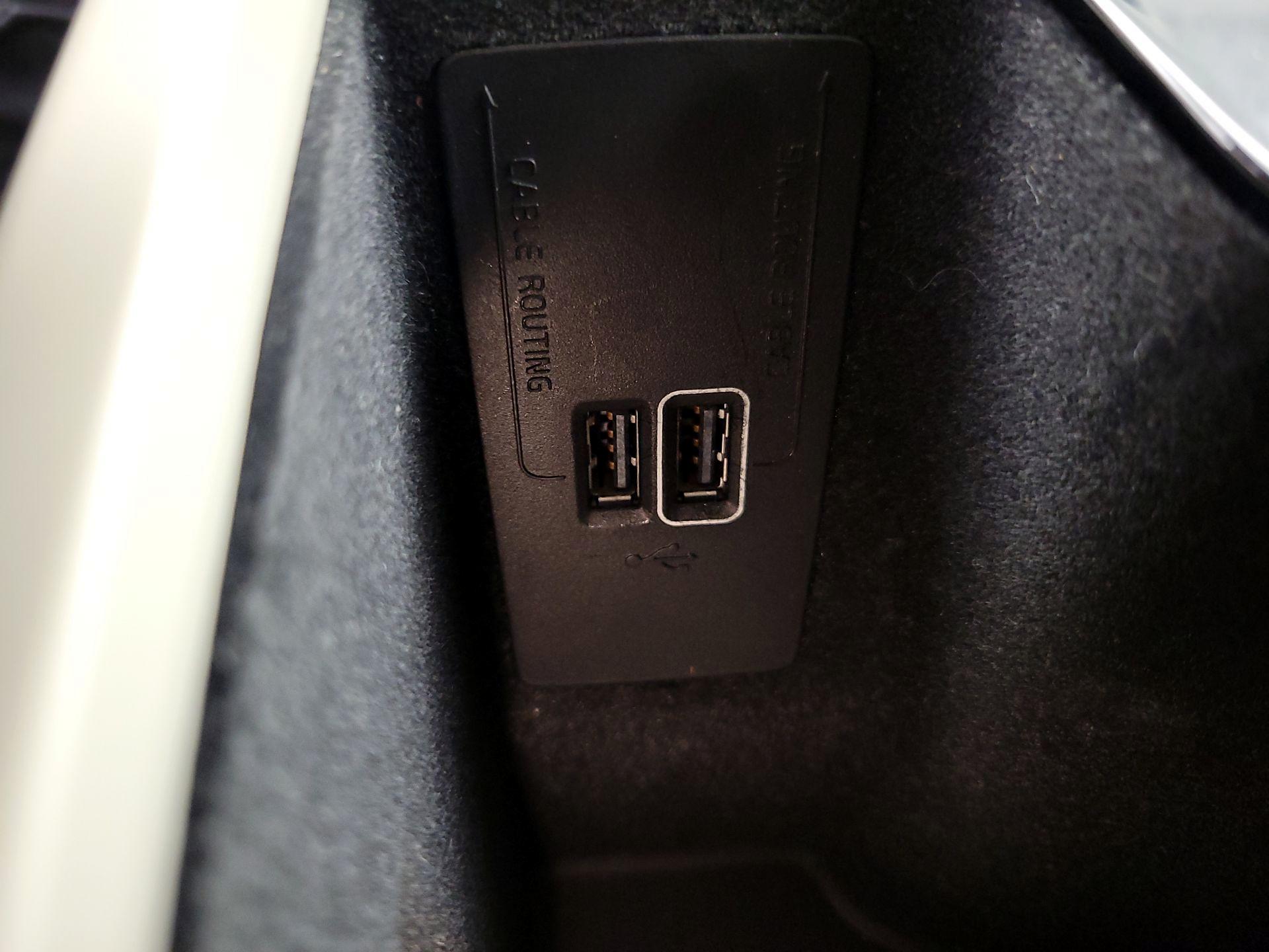 Thumbnail: 2021 Volvo XC60 - 18