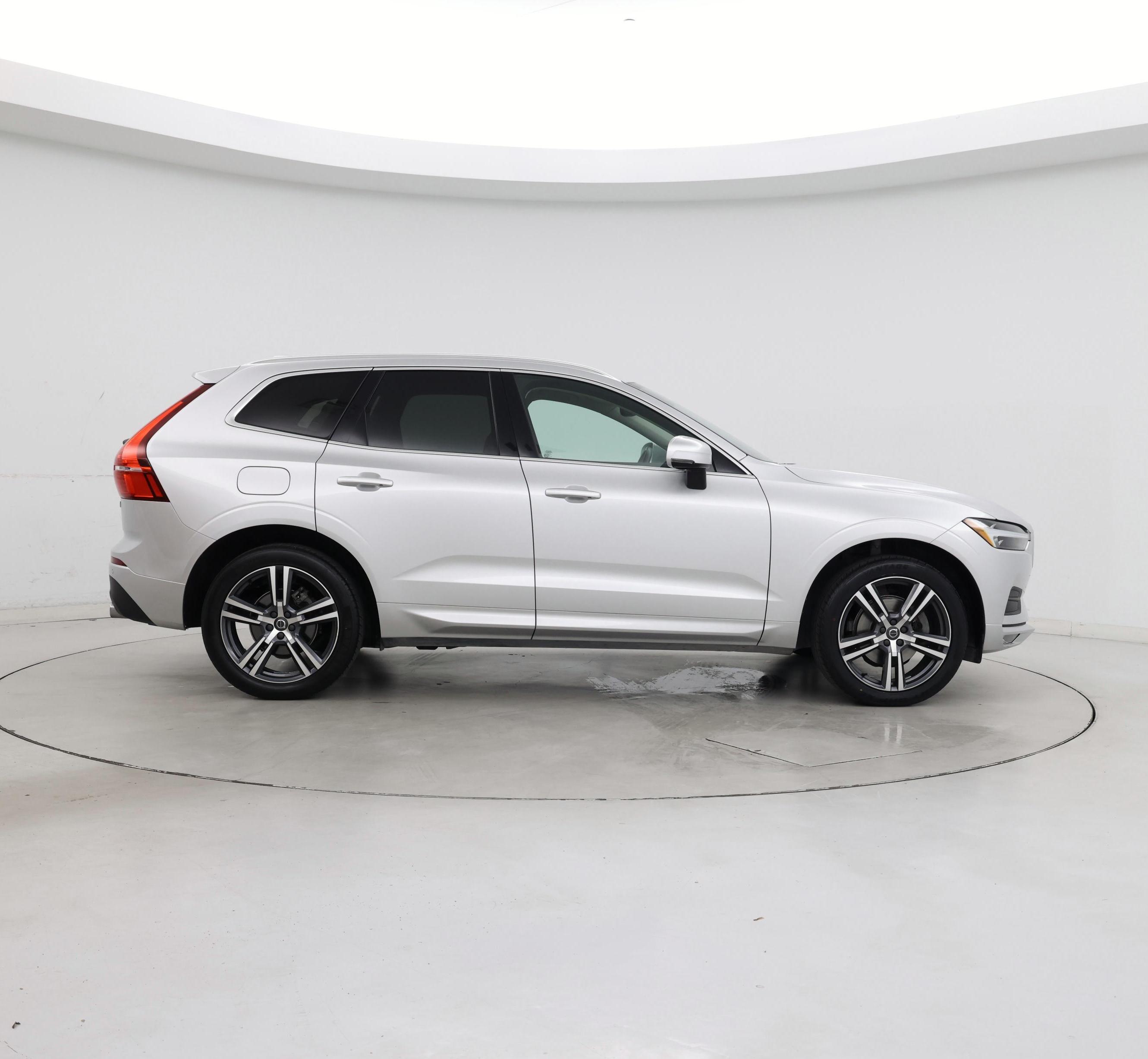Thumbnail: 2021 Volvo XC60 - 7