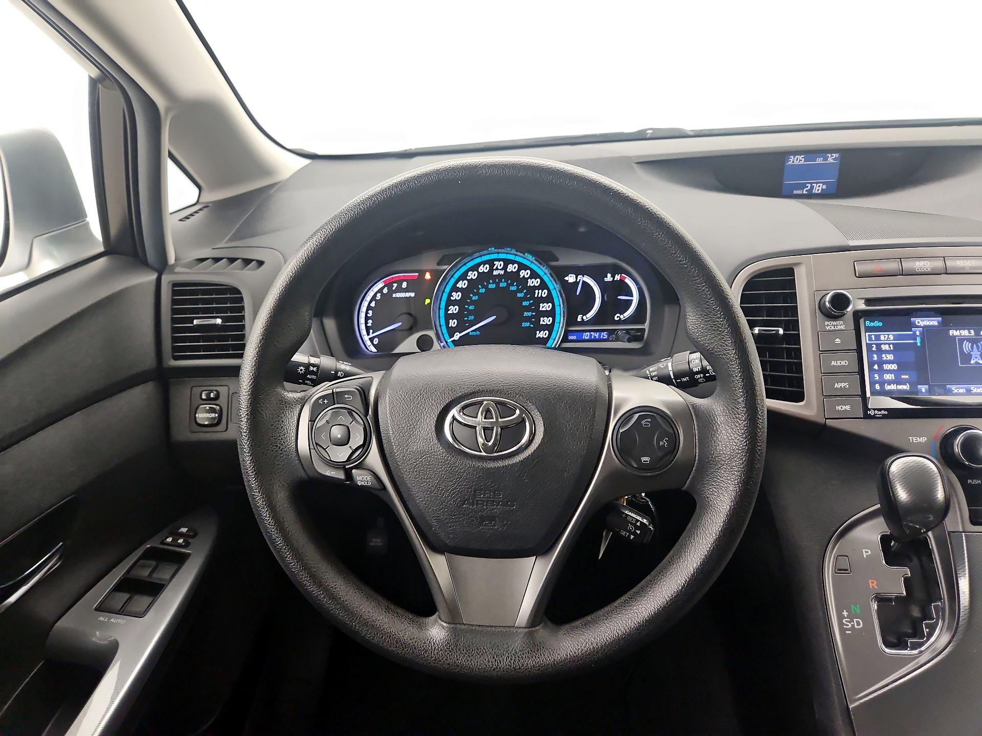 Thumbnail: 2015 Toyota Venza - 10