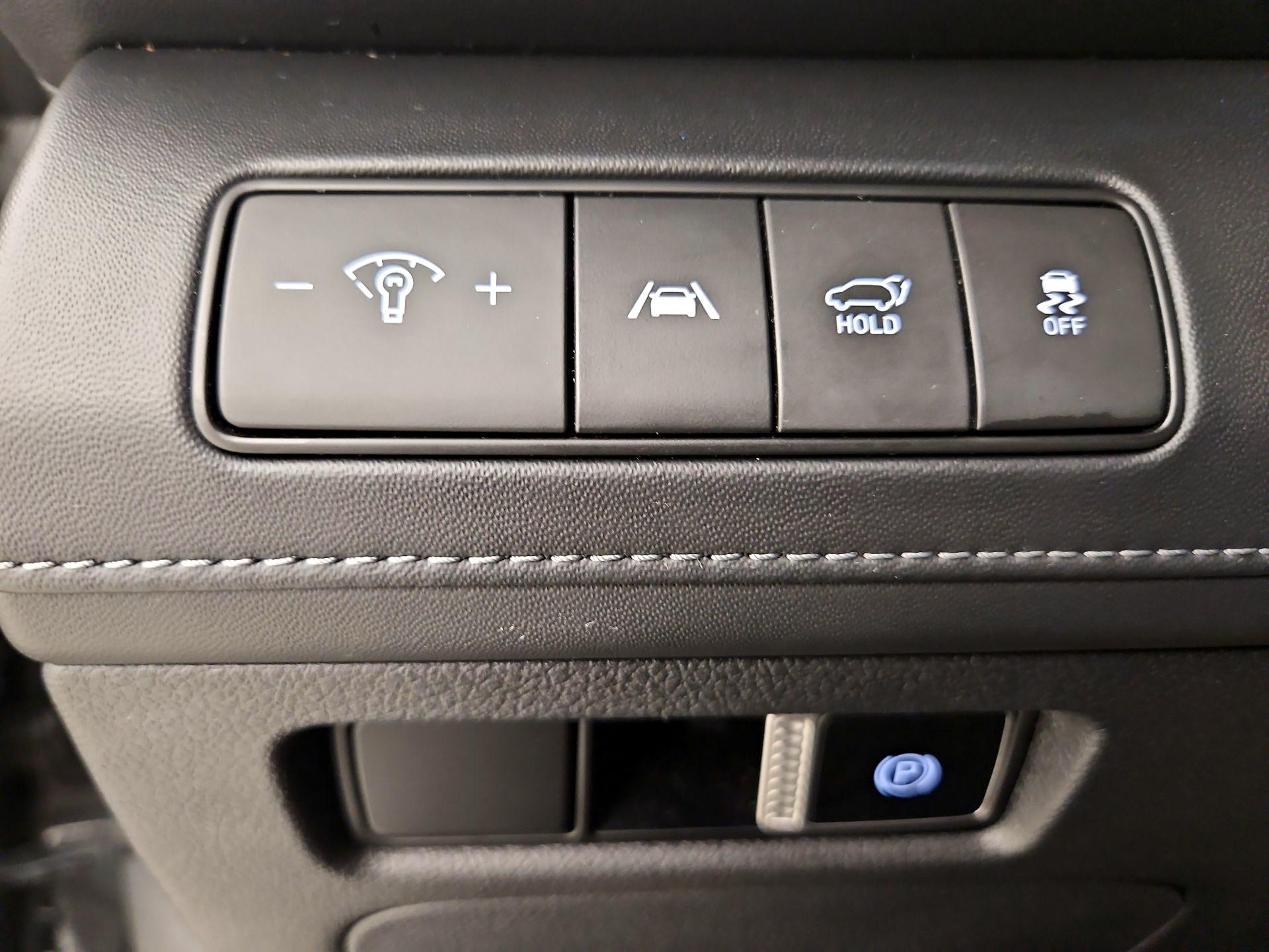 Thumbnail: 2023 Hyundai Santa Fe - 13