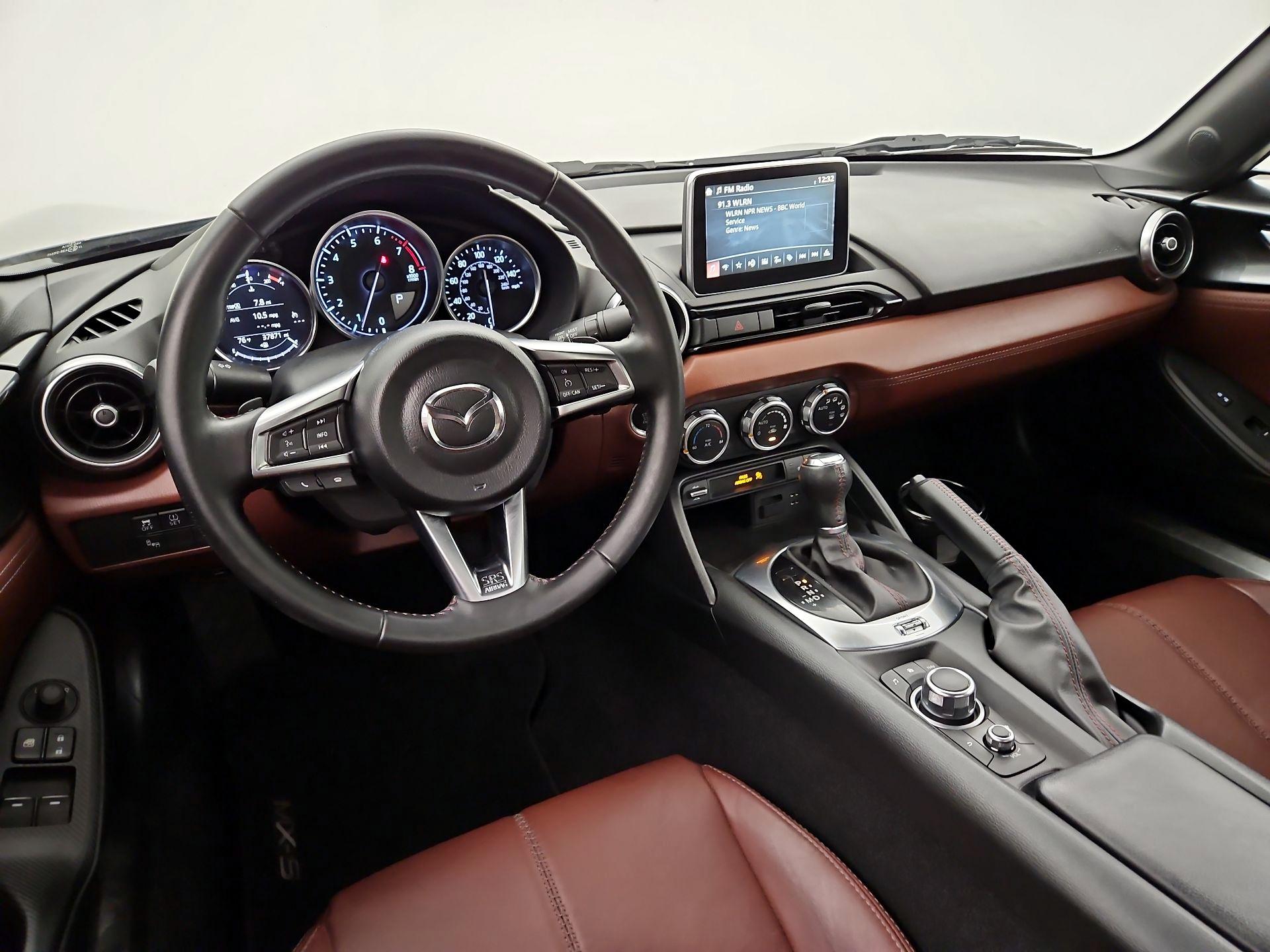 Thumbnail: 2017 Mazda MX-5 Miata - 9