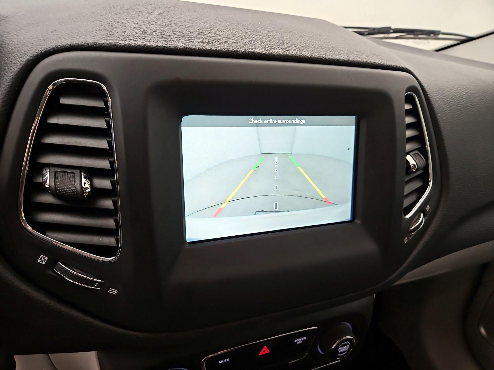 Thumbnail: 2019 Jeep Compass - 15