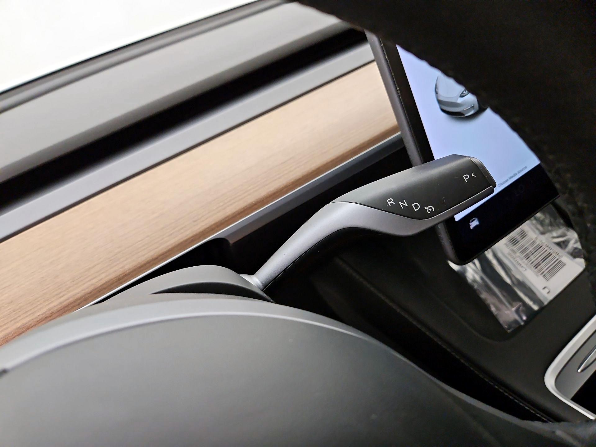 Thumbnail: 2022 Tesla Model Y - 18