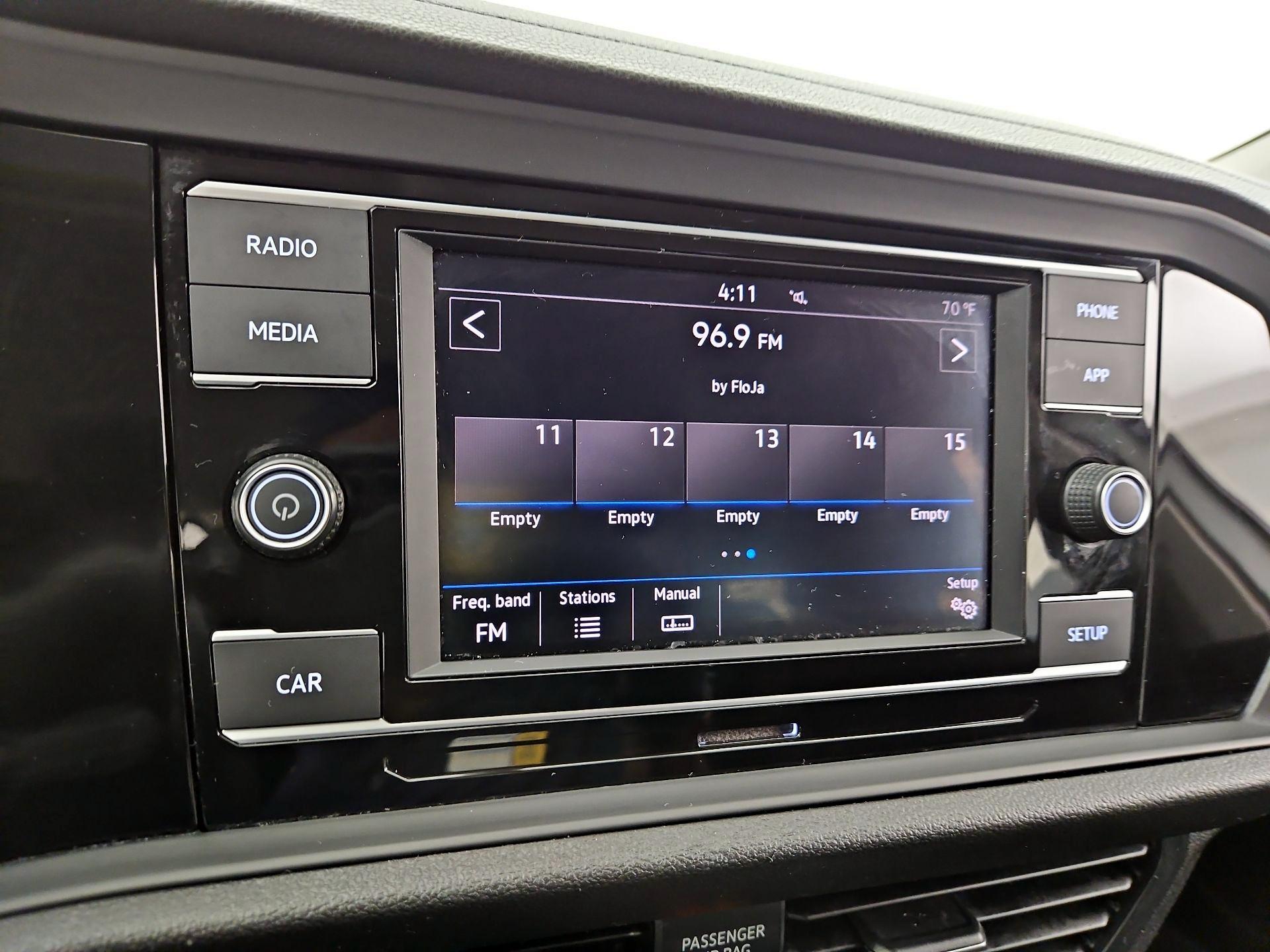 Thumbnail: 2019 Volkswagen Jetta - 15