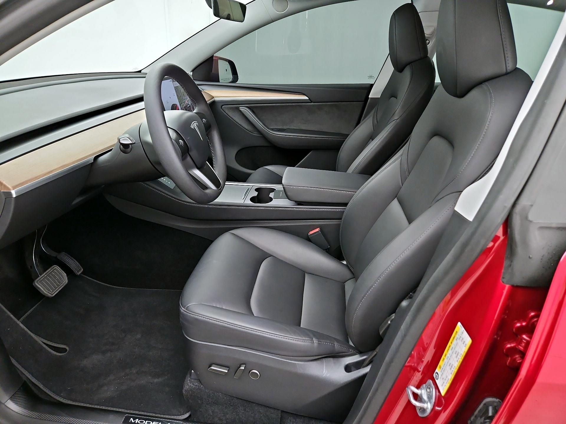 Thumbnail: 2025 Tesla Model Y - 11