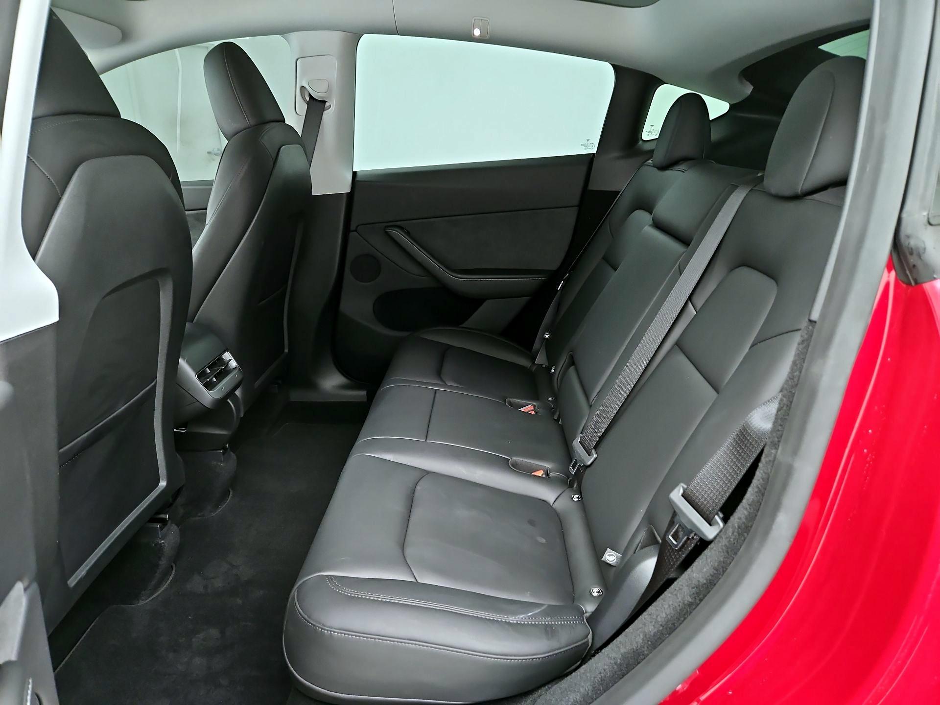 Thumbnail: 2025 Tesla Model Y - 18