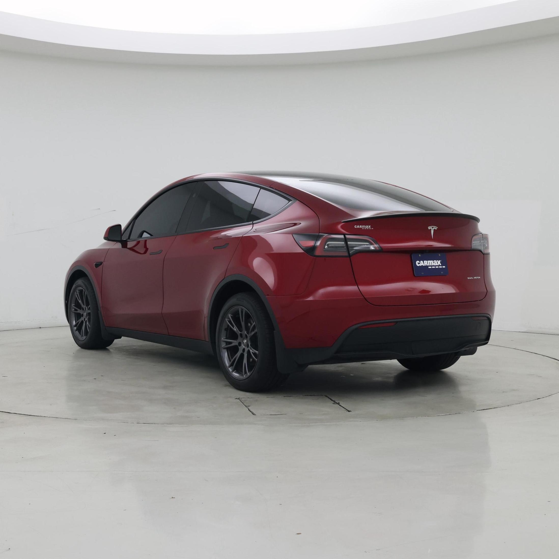 Thumbnail: 2025 Tesla Model Y - 2
