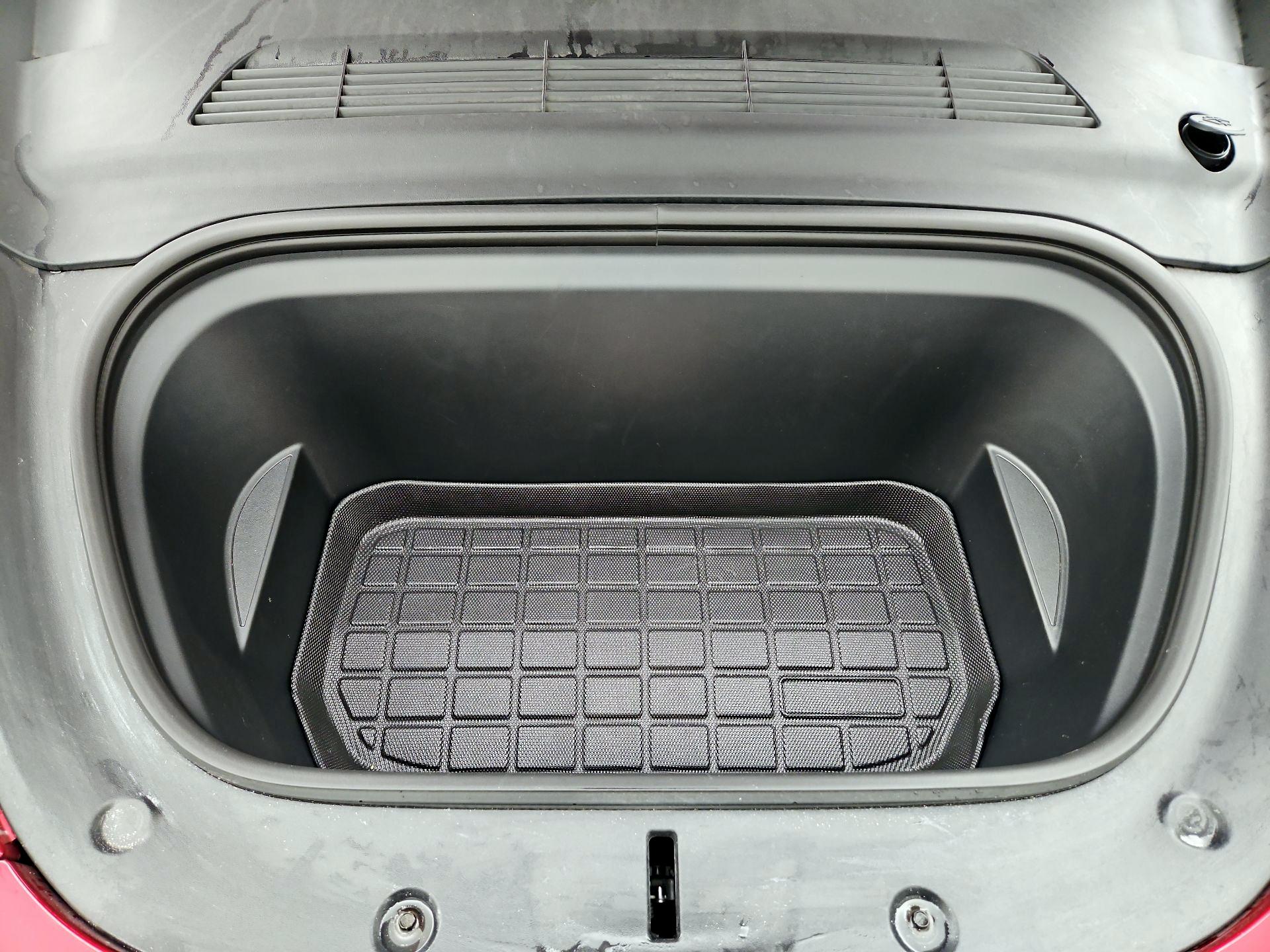 Thumbnail: 2025 Tesla Model Y - 20