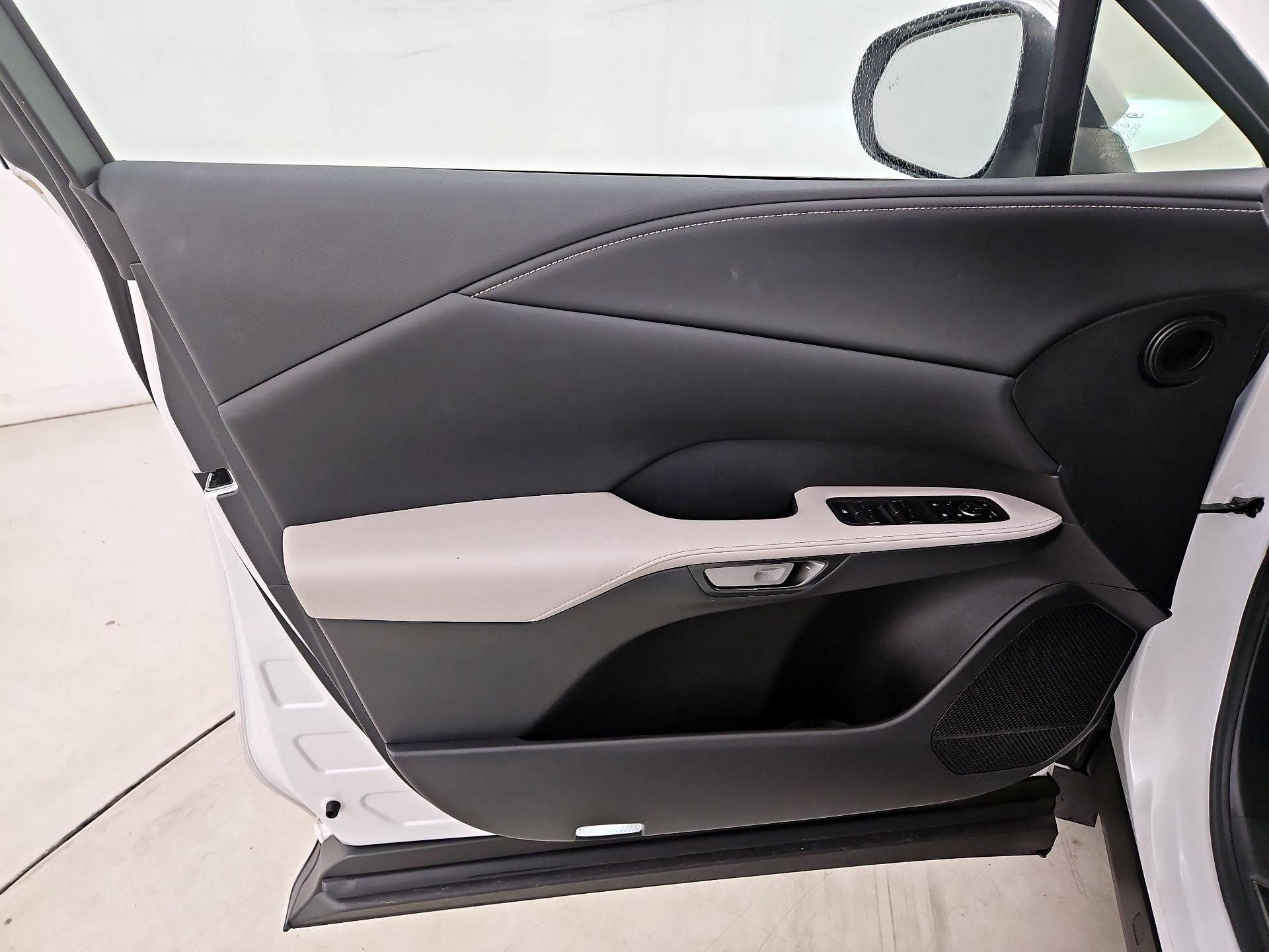 Thumbnail: 2023 Lexus RX - 12