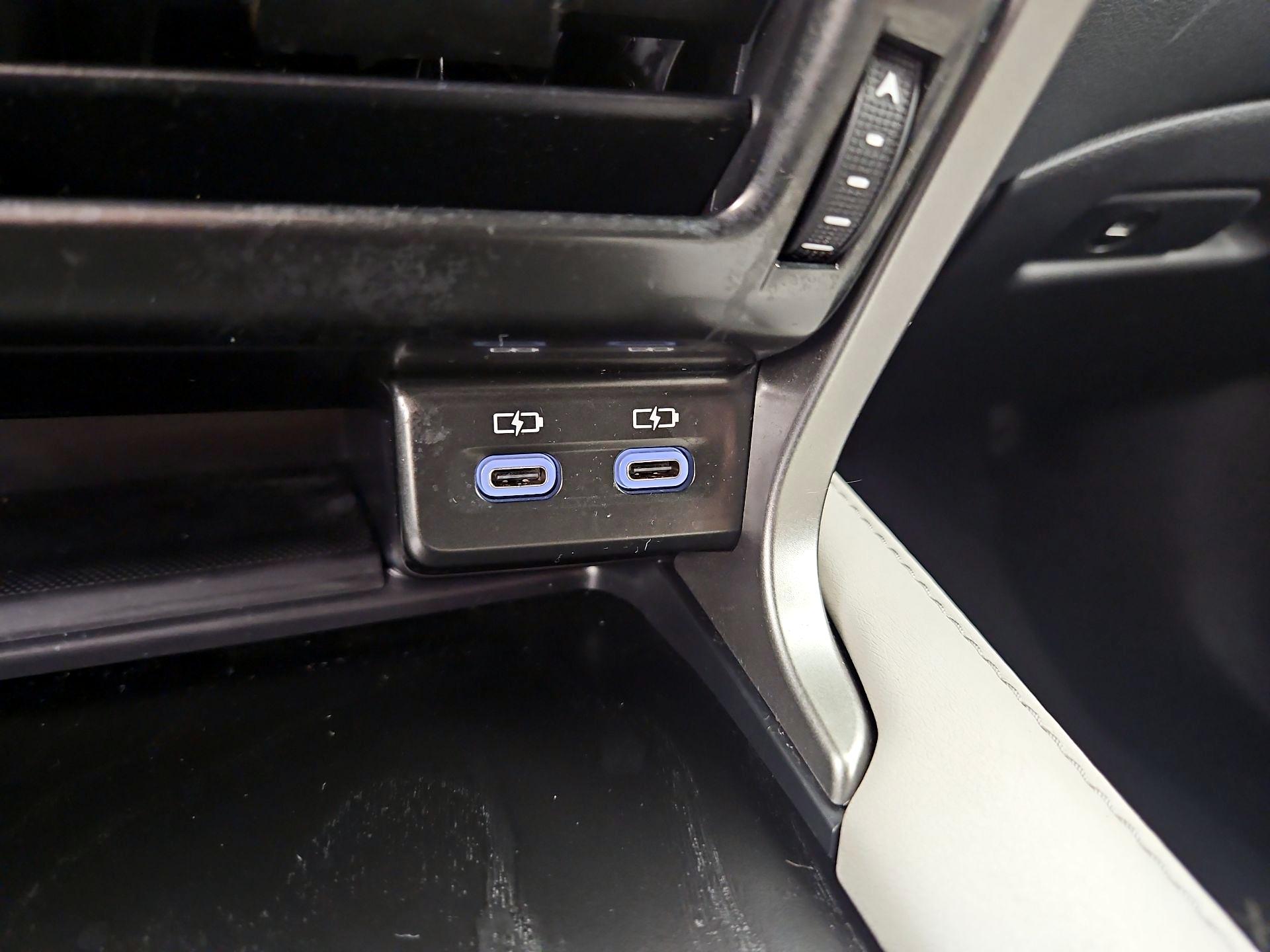 Thumbnail: 2023 Lexus RX - 19