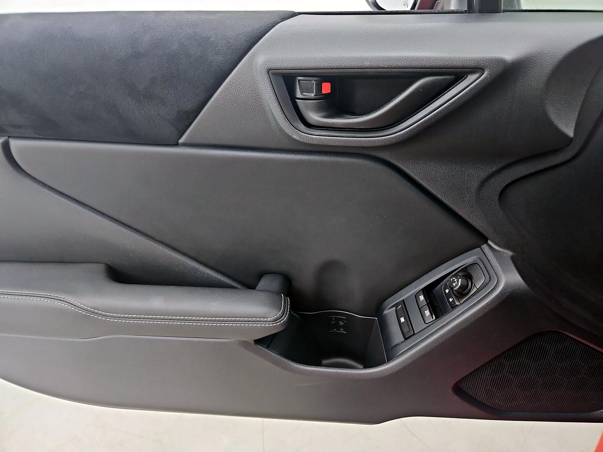 Thumbnail: 2025 Toyota GR86 - 12