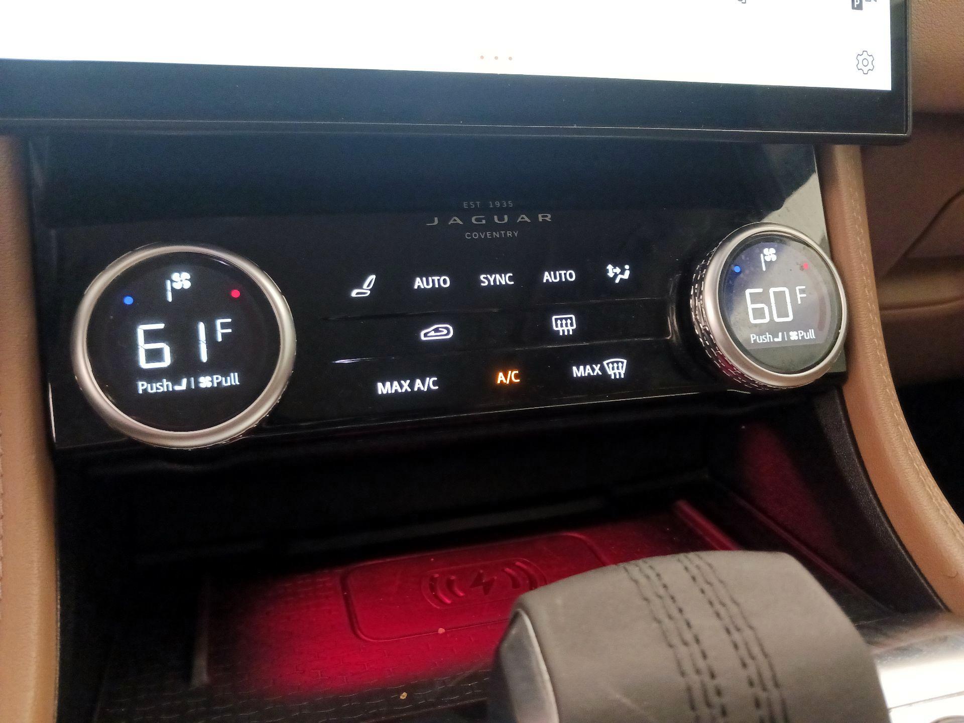 Thumbnail: 2023 Jaguar F-Pace - 17