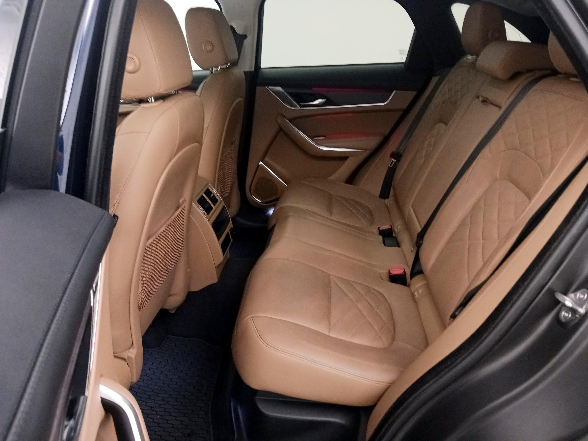 Thumbnail: 2023 Jaguar F-Pace - 20