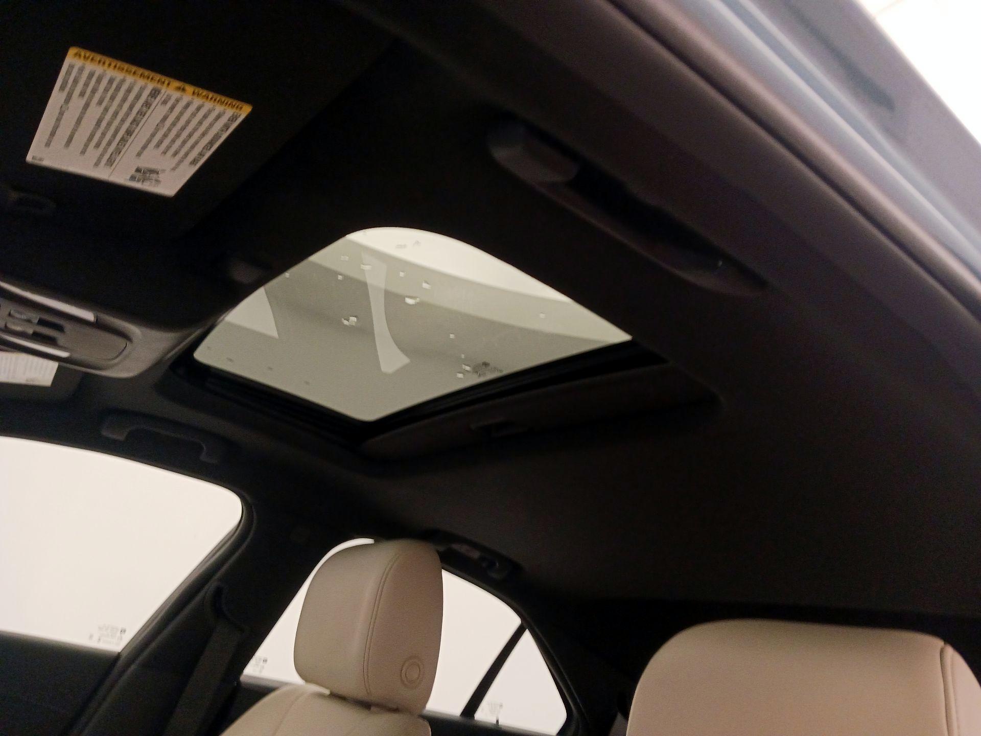 Thumbnail: 2024 Cadillac CT4 - 20